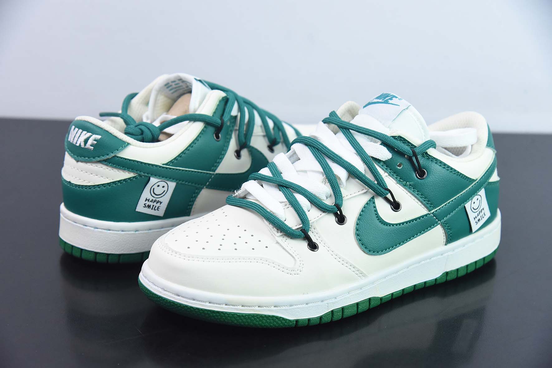 NK SB Dunk Low 解构抽绳低帮白绿笑脸贴布  印花 货号：DD1503 112-32