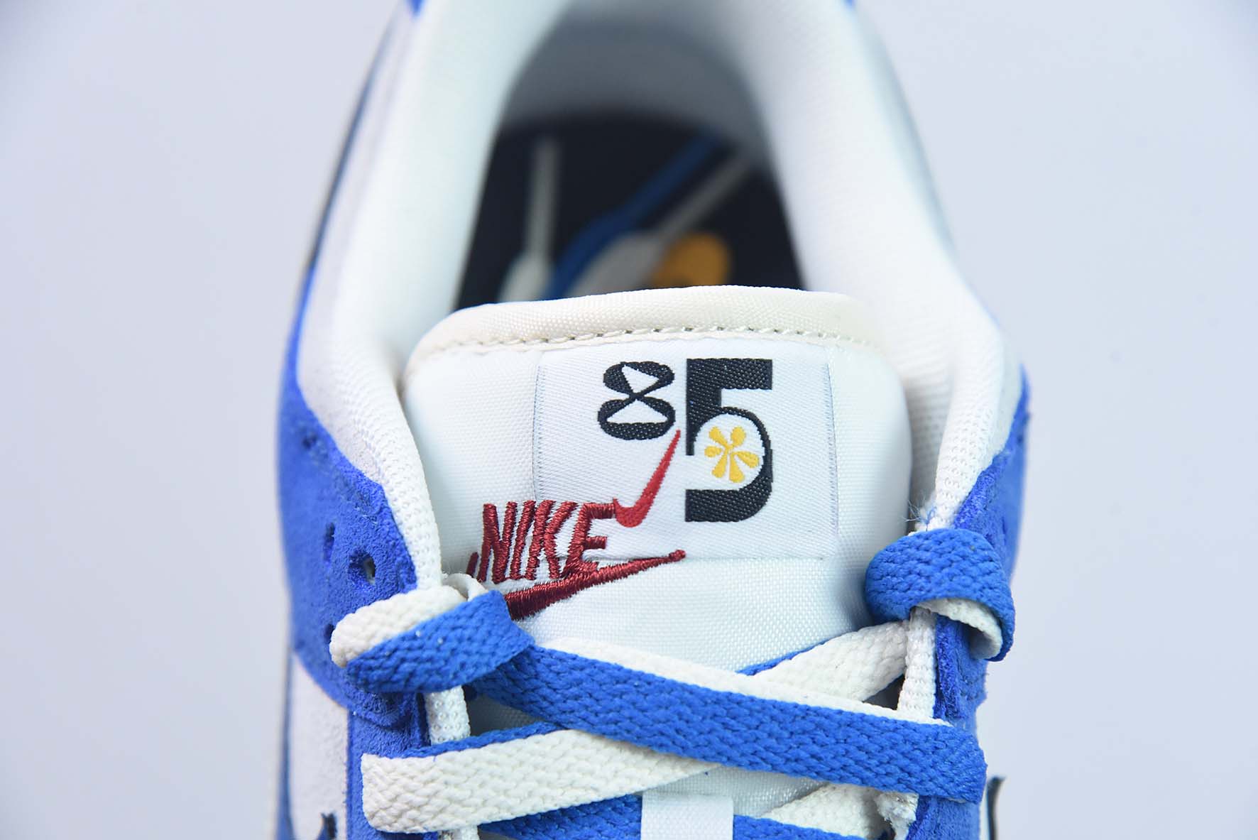 Nike SB Dunk Low "85" 双勾 SB低帮运动休闲板鞋 白灰蓝 货号：DO9457-139