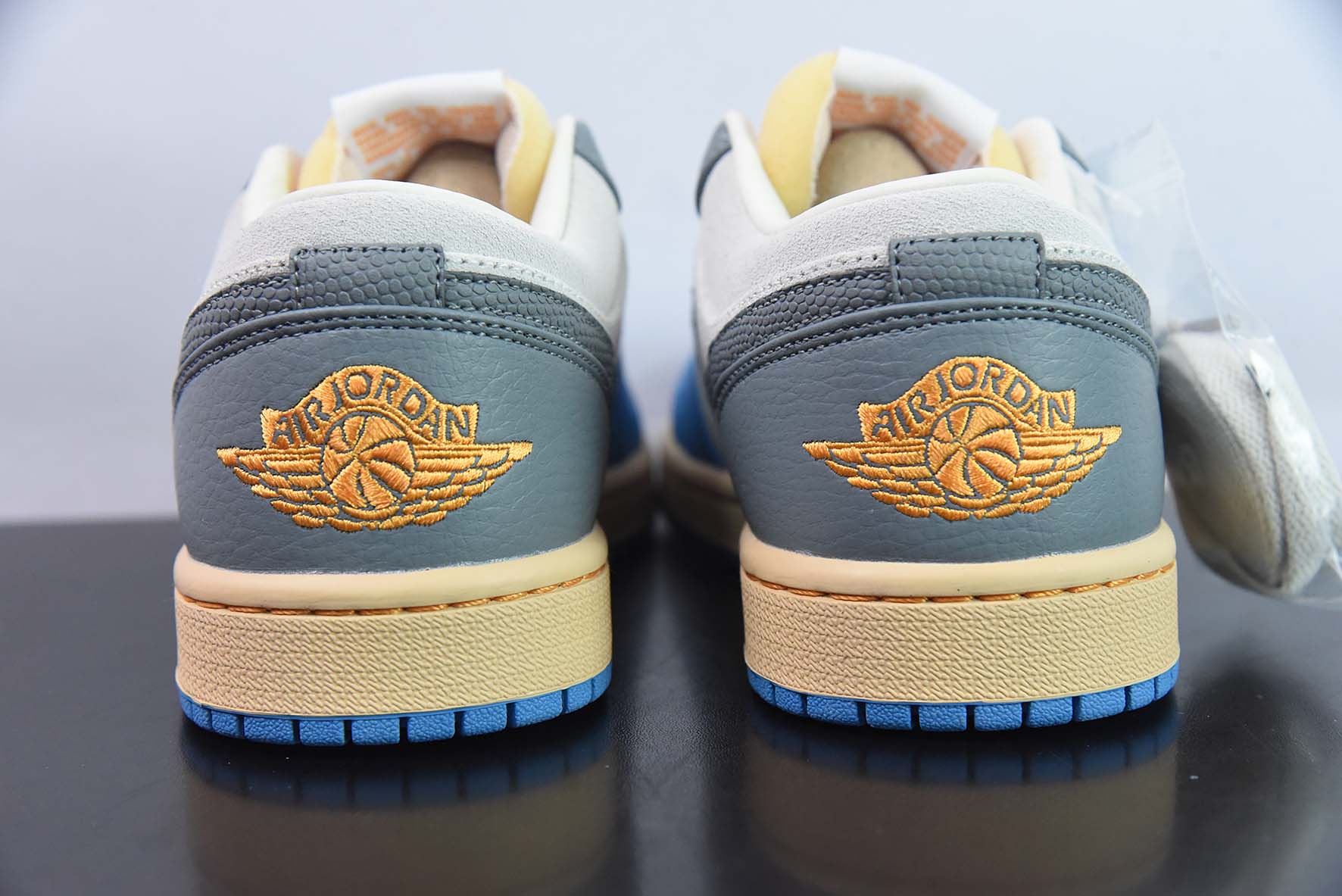 Air Jordan AJ1 Low 低帮系列 蓝灰 DZ5376-469 货号 : DZ5376-469
