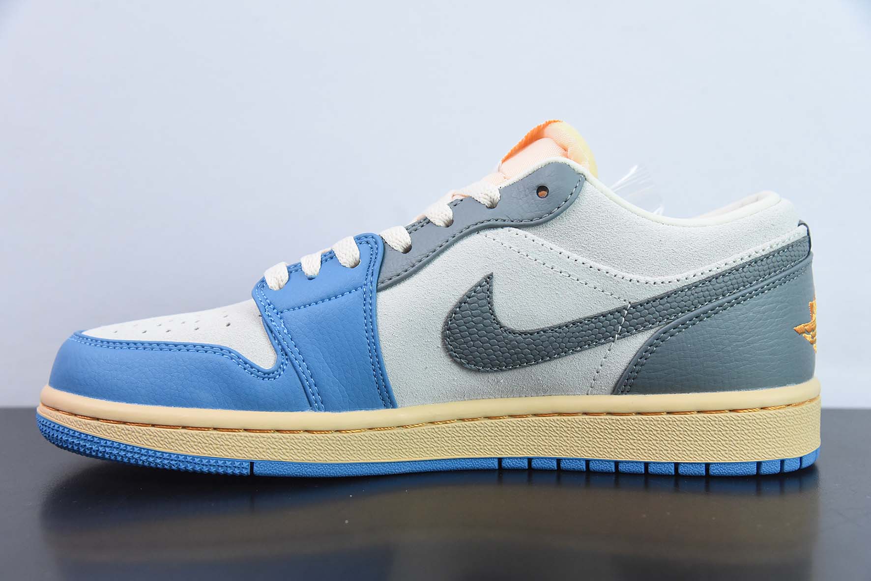 Air Jordan AJ1 Low 低帮系列 蓝灰 DZ5376-469 货号 : DZ5376-469