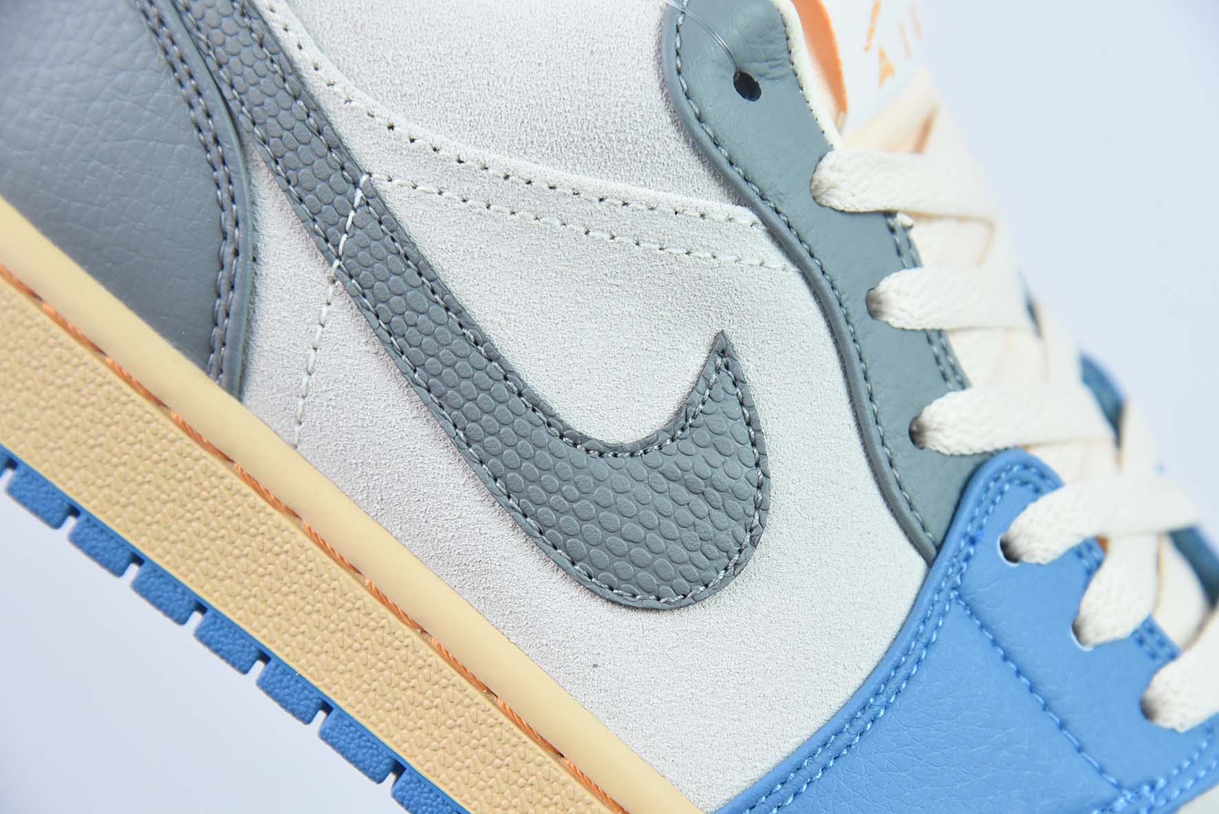 Air Jordan AJ1 Low 低帮系列 蓝灰 DZ5376-469 货号 : DZ5376-469