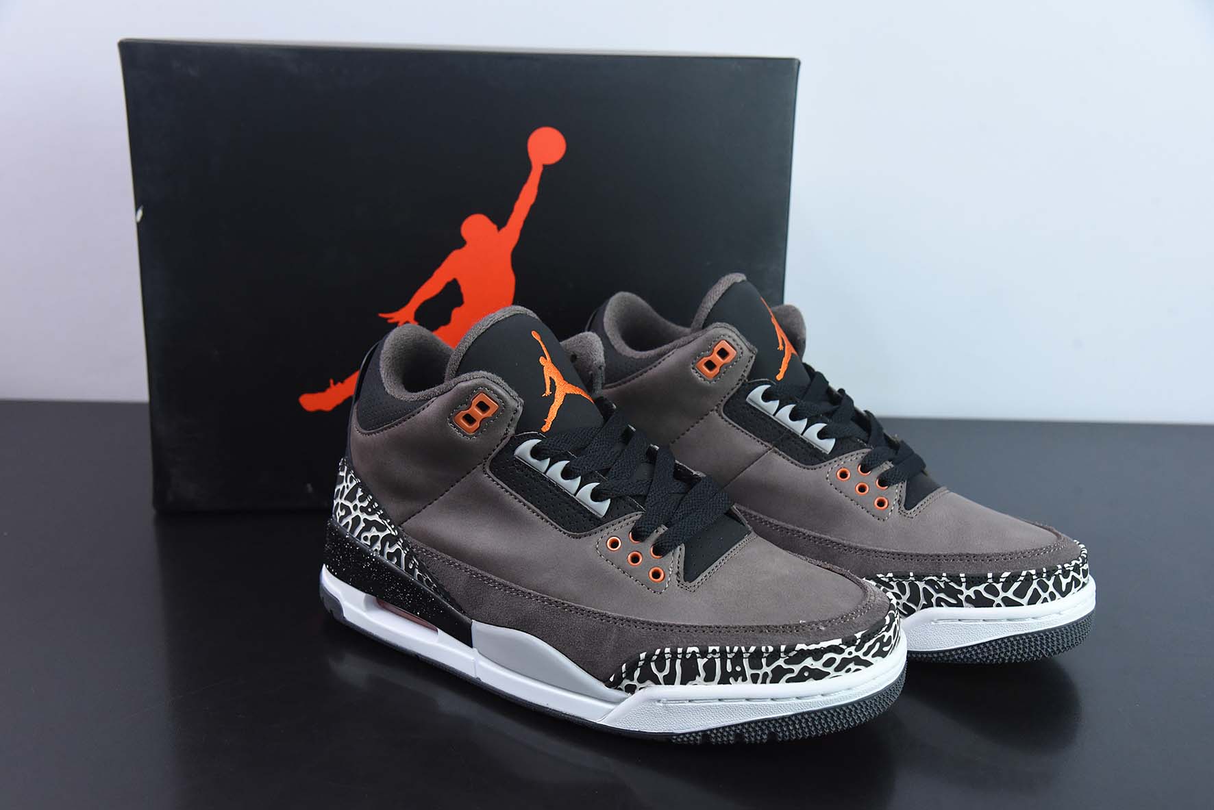 NK Air Jordan 3 RetroDesert Cement"迈克尔·乔丹AJ3代中帮复古休闲运动文化篮球鞋 货号:626967-040