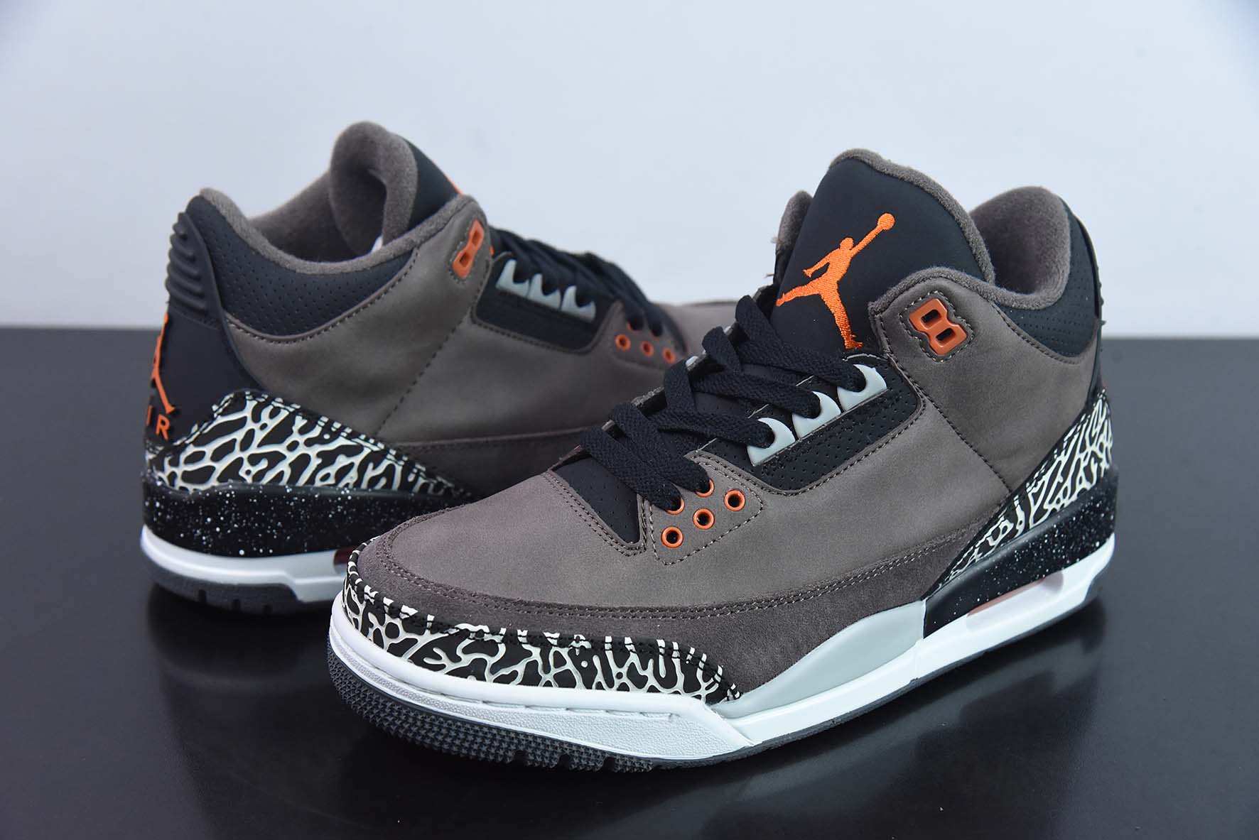 NK Air Jordan 3 RetroDesert Cement"迈克尔·乔丹AJ3代中帮复古休闲运动文化篮球鞋 货号:626967-040