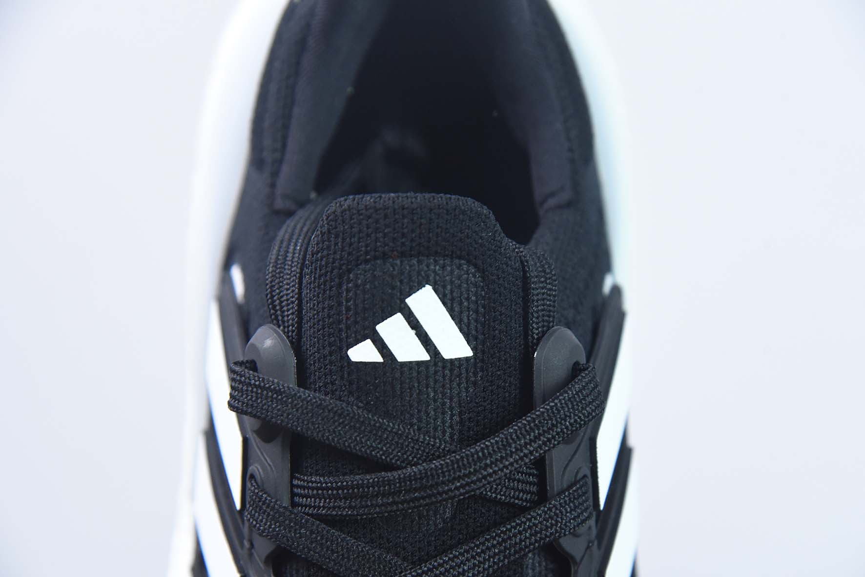 AD Ultra Boost Light UB2023系列低帮袜套式针织透气缓震休闲运动慢跑鞋 HQ6340