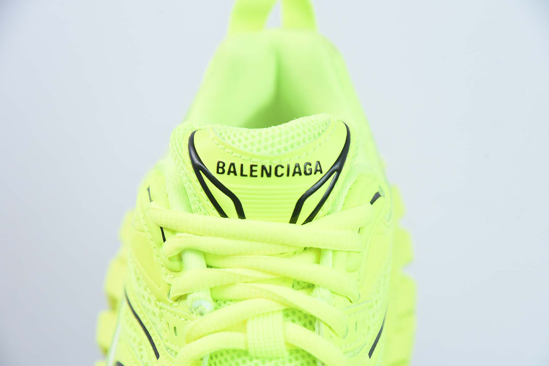 巴黎世家 轮胎 BALENCIAGA Defender Rubber Platform Sneakers卫士系列低帮