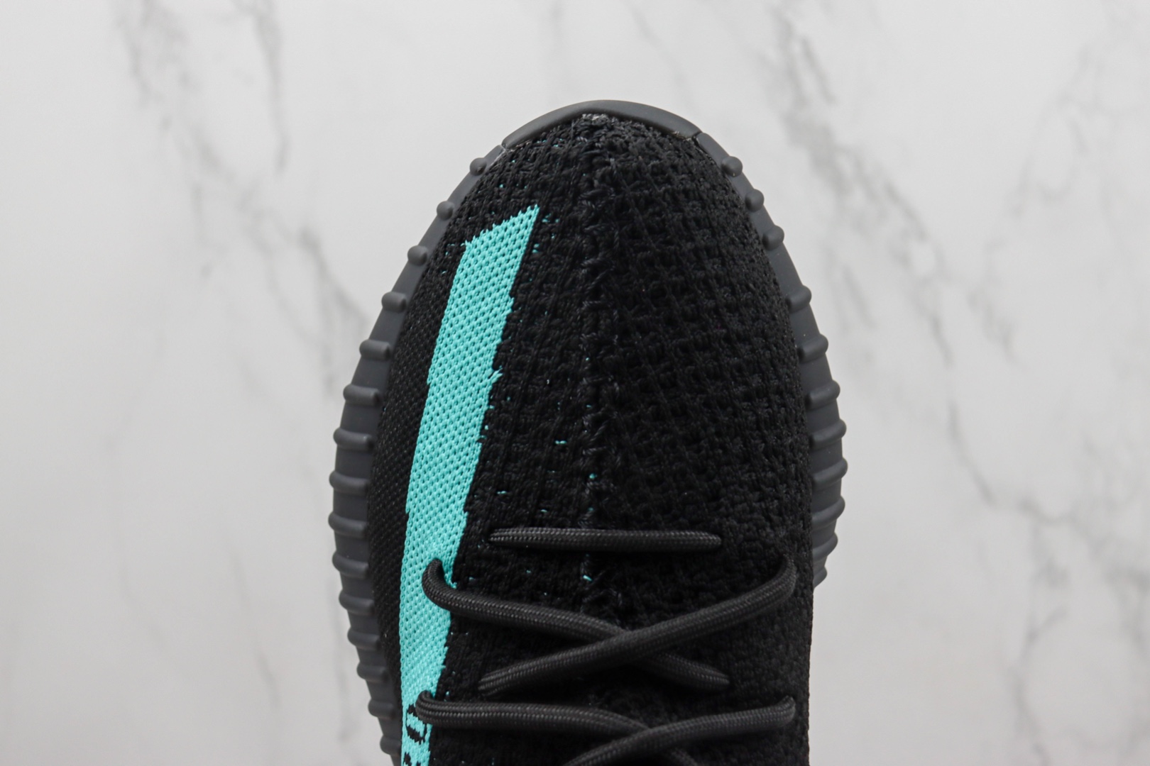 阿迪 椰子350 V2运动鞋 货号:TF1382 Adidas Yeezy Boost 350 V2
