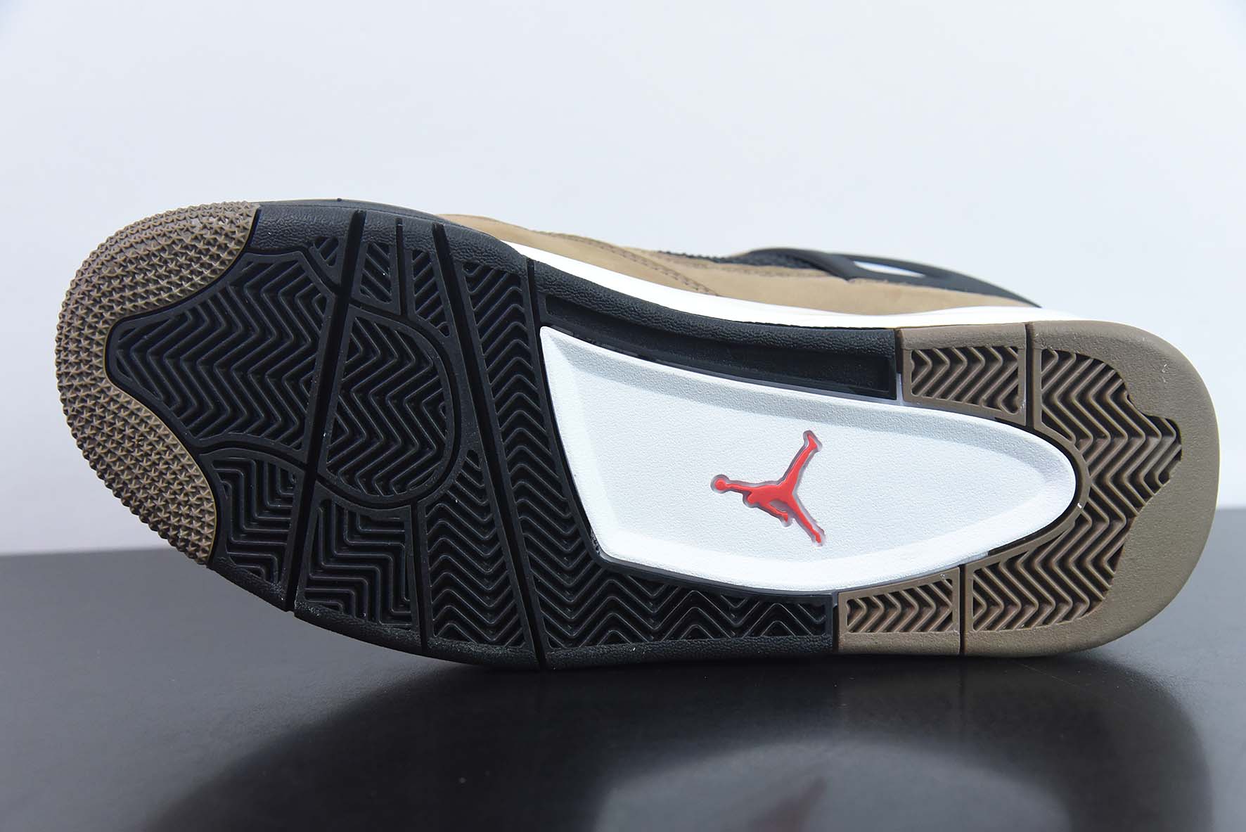 Air Jordan 4 “Olive”深棕 亲友限定 摩卡运动鞋 AJ4-882335