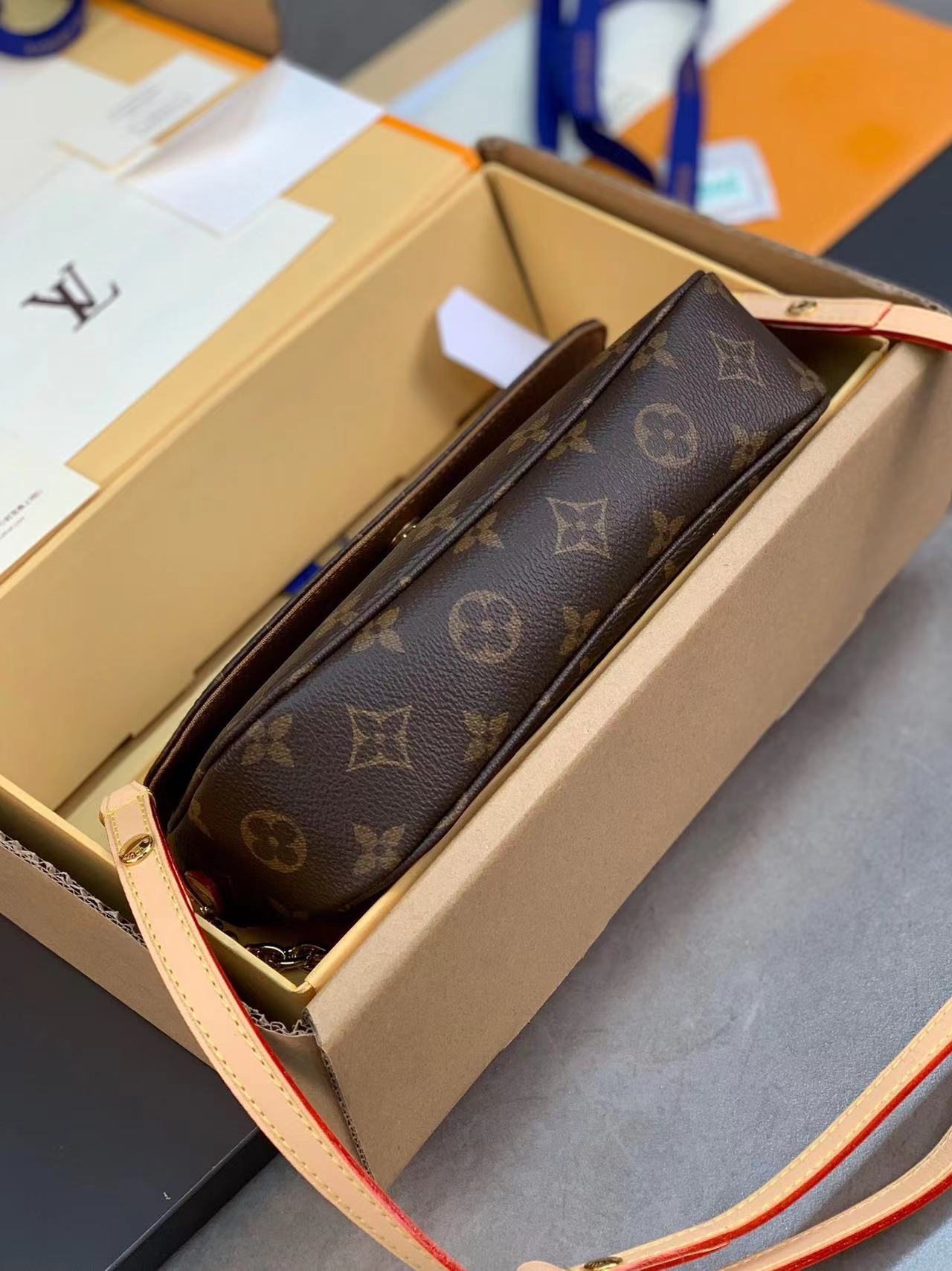 路易威登 Louis Vuitton 高定典藏经典高奢皮具手袋托特包斜挎包女包 #8B2FB803 4