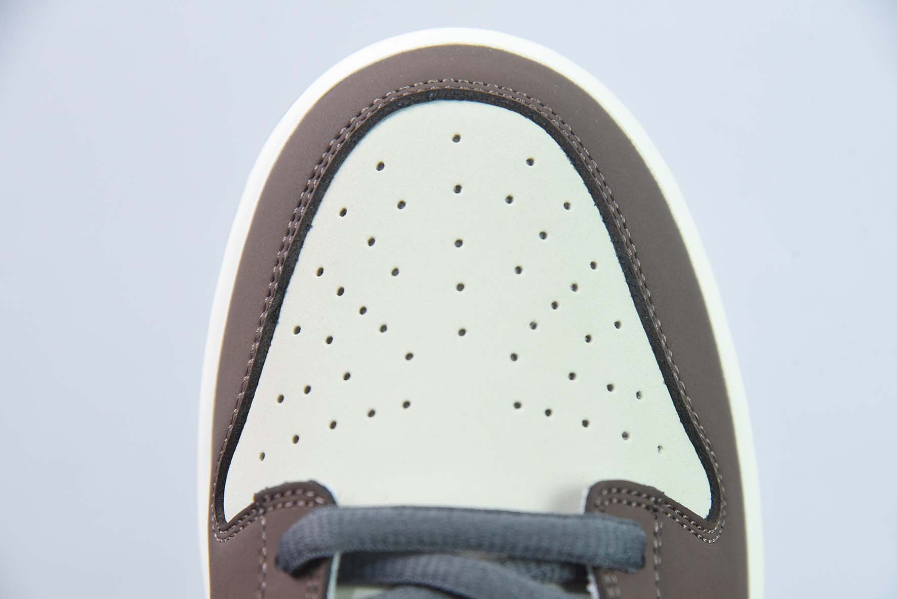 NK SB Dunk Low "Steamboy OST" 大友克洋联名低帮运动鞋 货号:DD0302-956