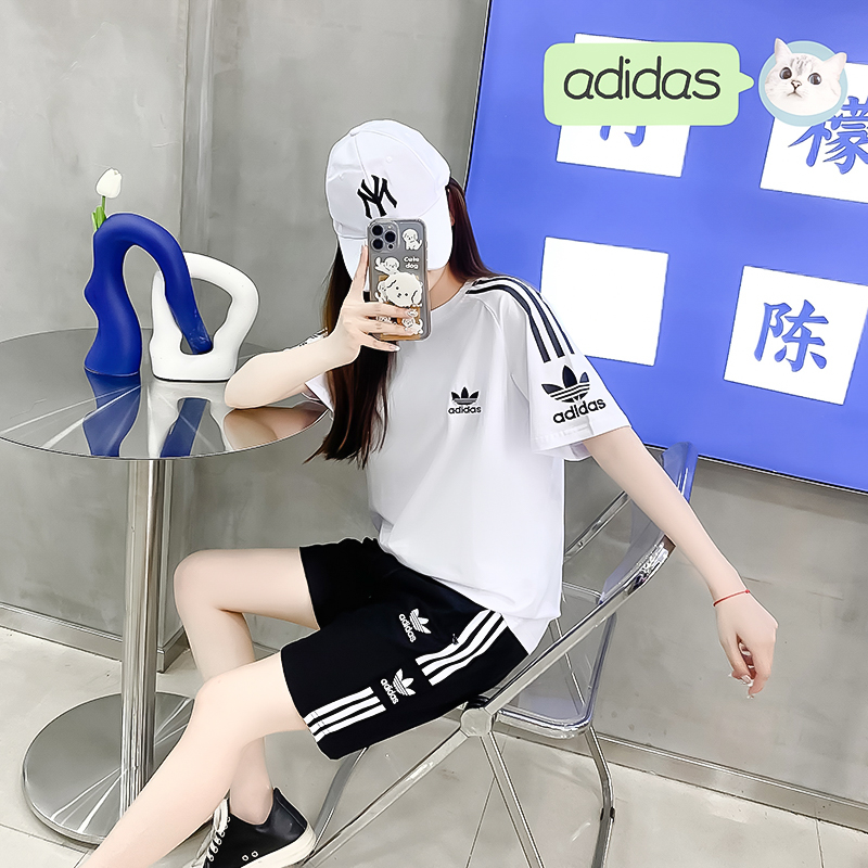 Fotos de modelo del modelo 9889