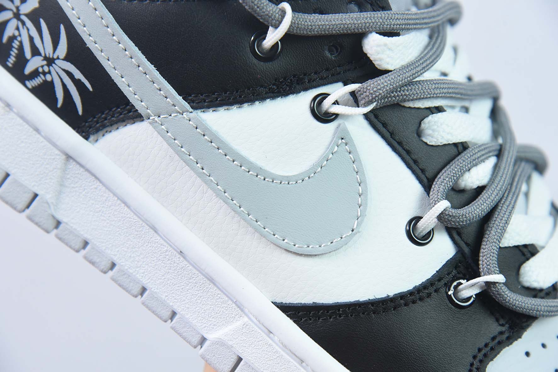 Nike Dunk Low SB 低帮滑板鞋/白灰黑 绑带 定制版