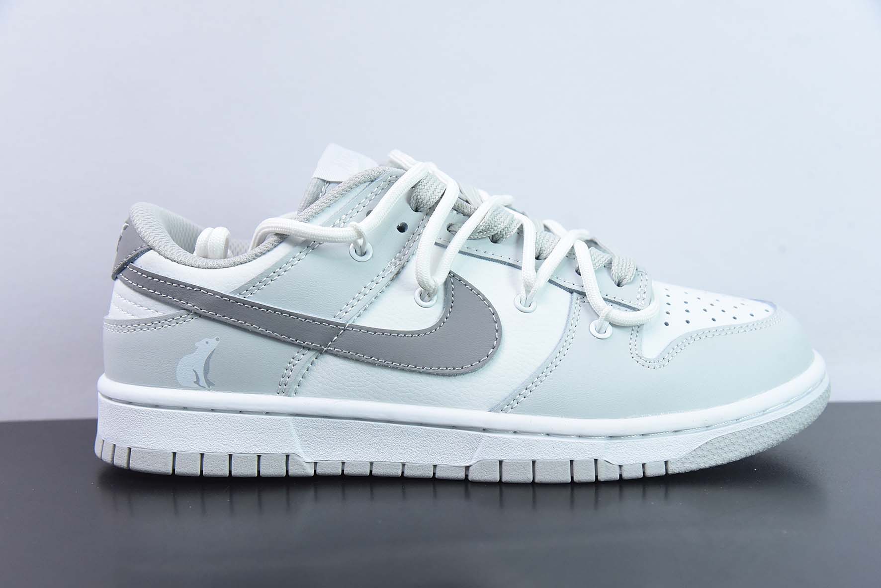 Nike Dunk Low SB 低帮滑板鞋/白灰 绑带 定制版
