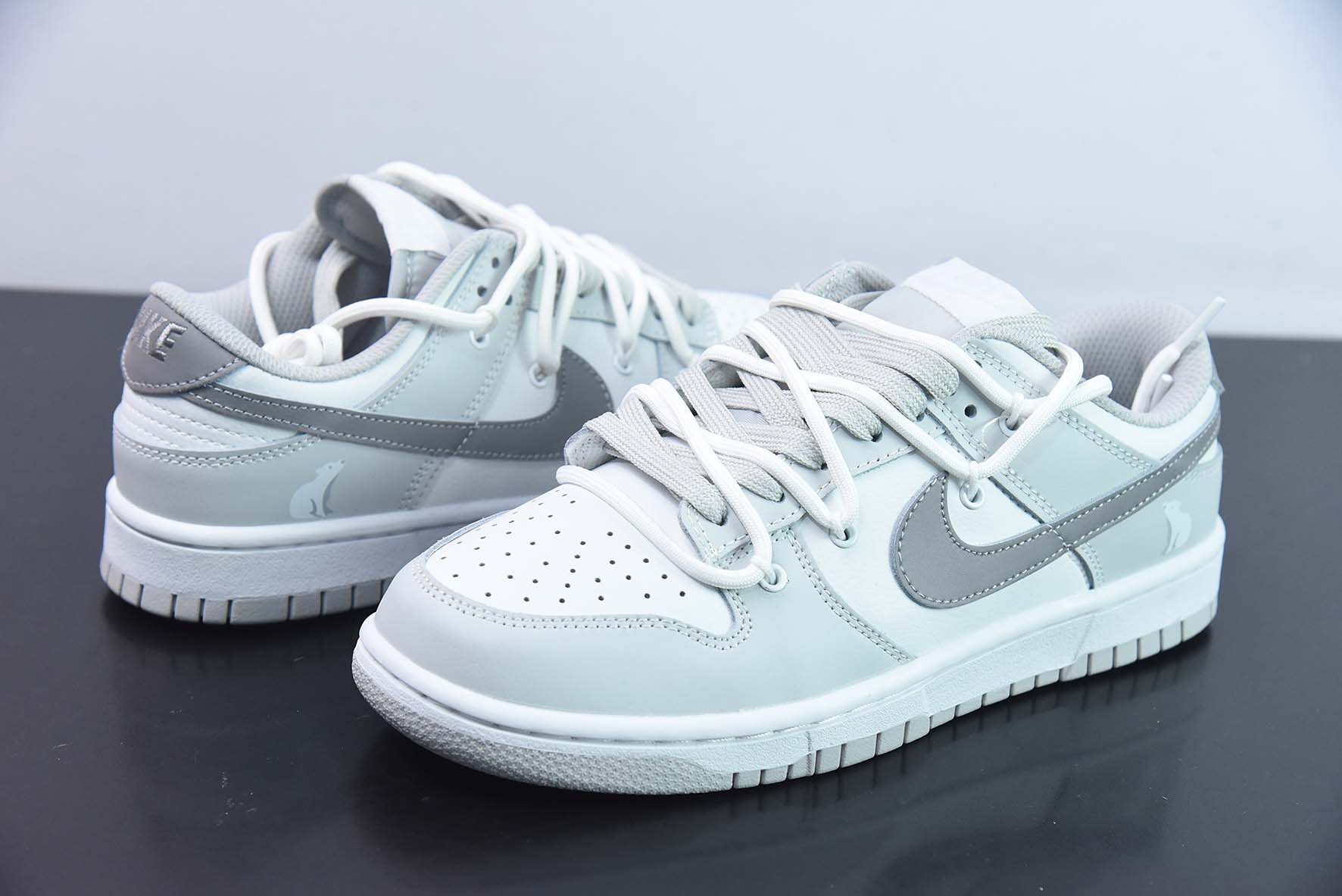 Nike Dunk Low SB 低帮滑板鞋/白灰 绑带 定制版