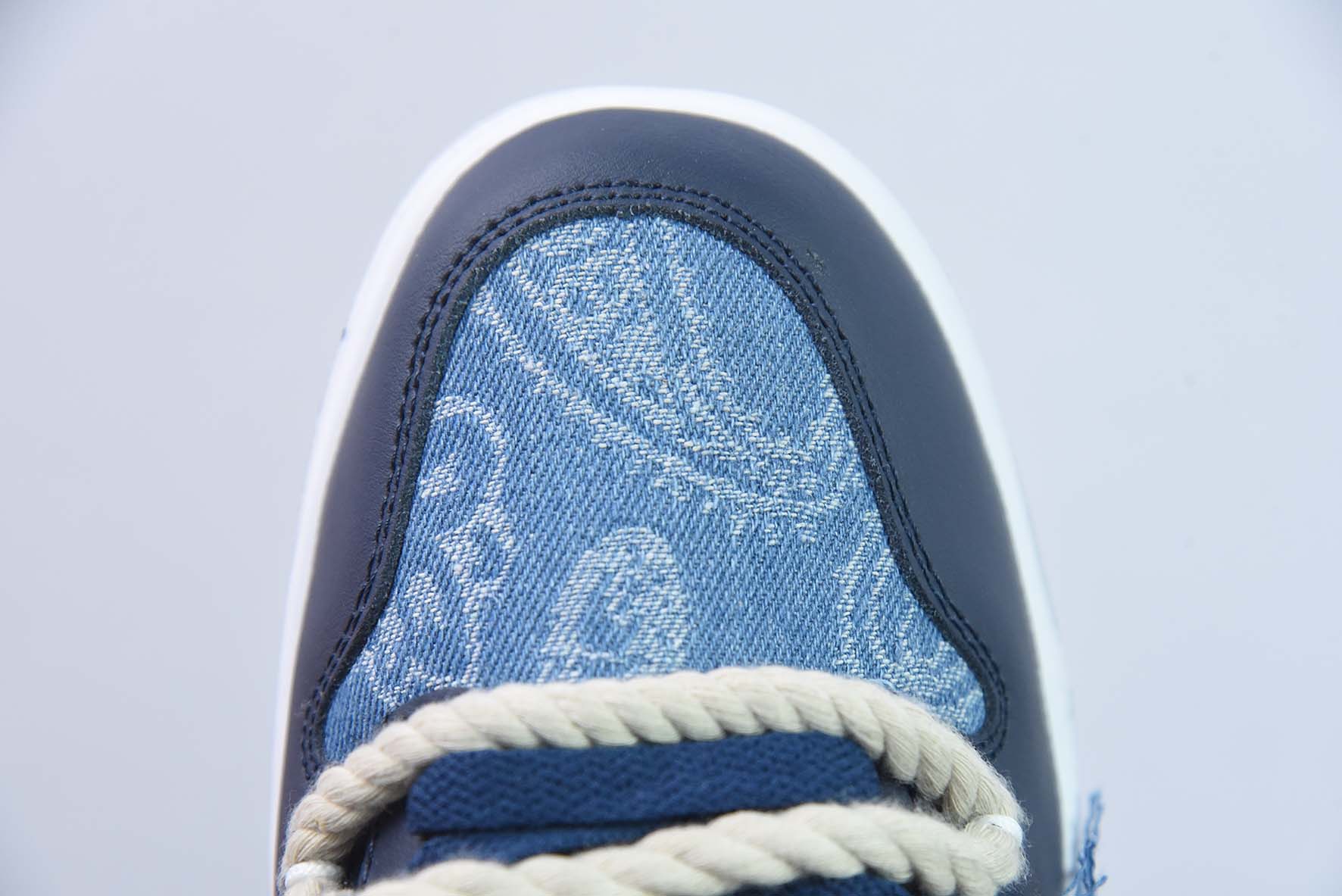 Nike Dunk Low SB 低帮滑板鞋/牛仔蓝腰果 绑带 定制版