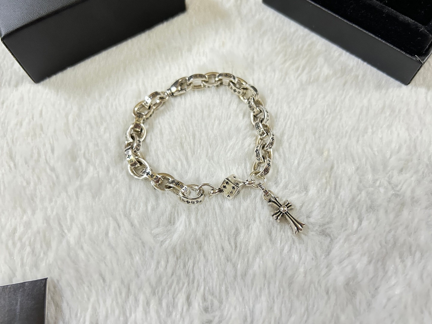 NO:114112,chrome herats croquet bracelet with elliptical ring letters 18-20-22 cm length, jewelry quality, chrome hearts, chrome hearts, bracelet19860909chrome herats 克罗心 椭圆环字母十字架手链 长度18-20-22厘米,饰品精品,chrome hearts,chrome hearts,bracelet,Jewelry