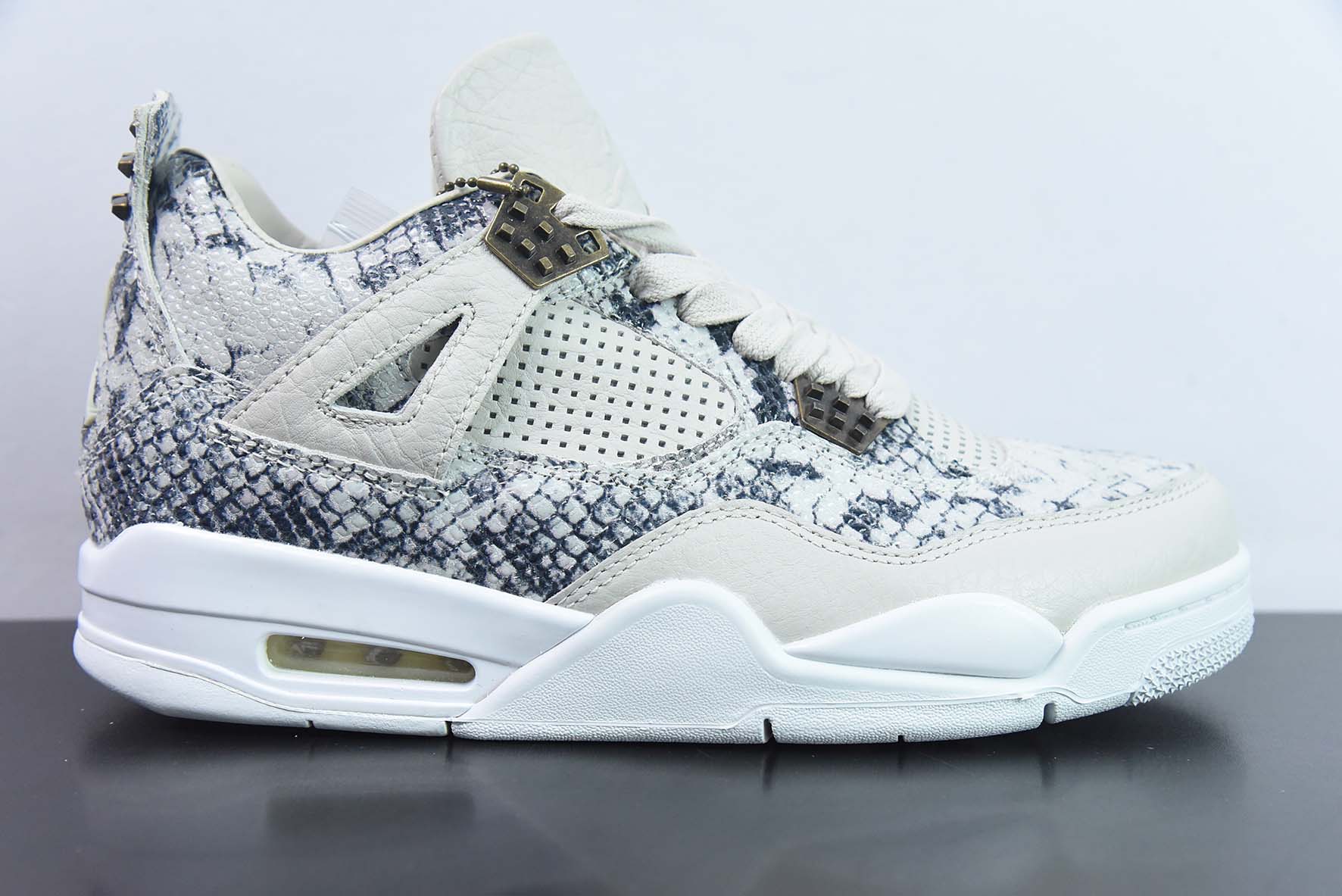 Air Jordan 4  " Sneakeskin " AJ4乔4 蟒蛇纹 文化篮球鞋 货号：819139-030