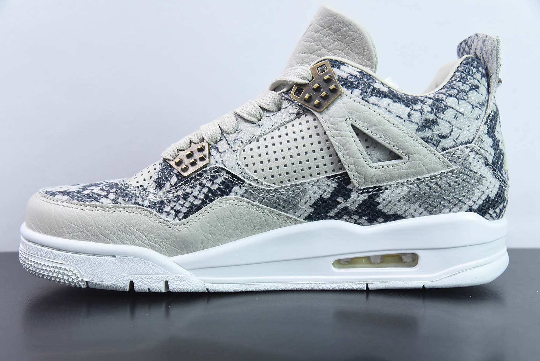 Air Jordan 4  " Sneakeskin " AJ4乔4 蟒蛇纹 文化篮球鞋 货号：819139-030