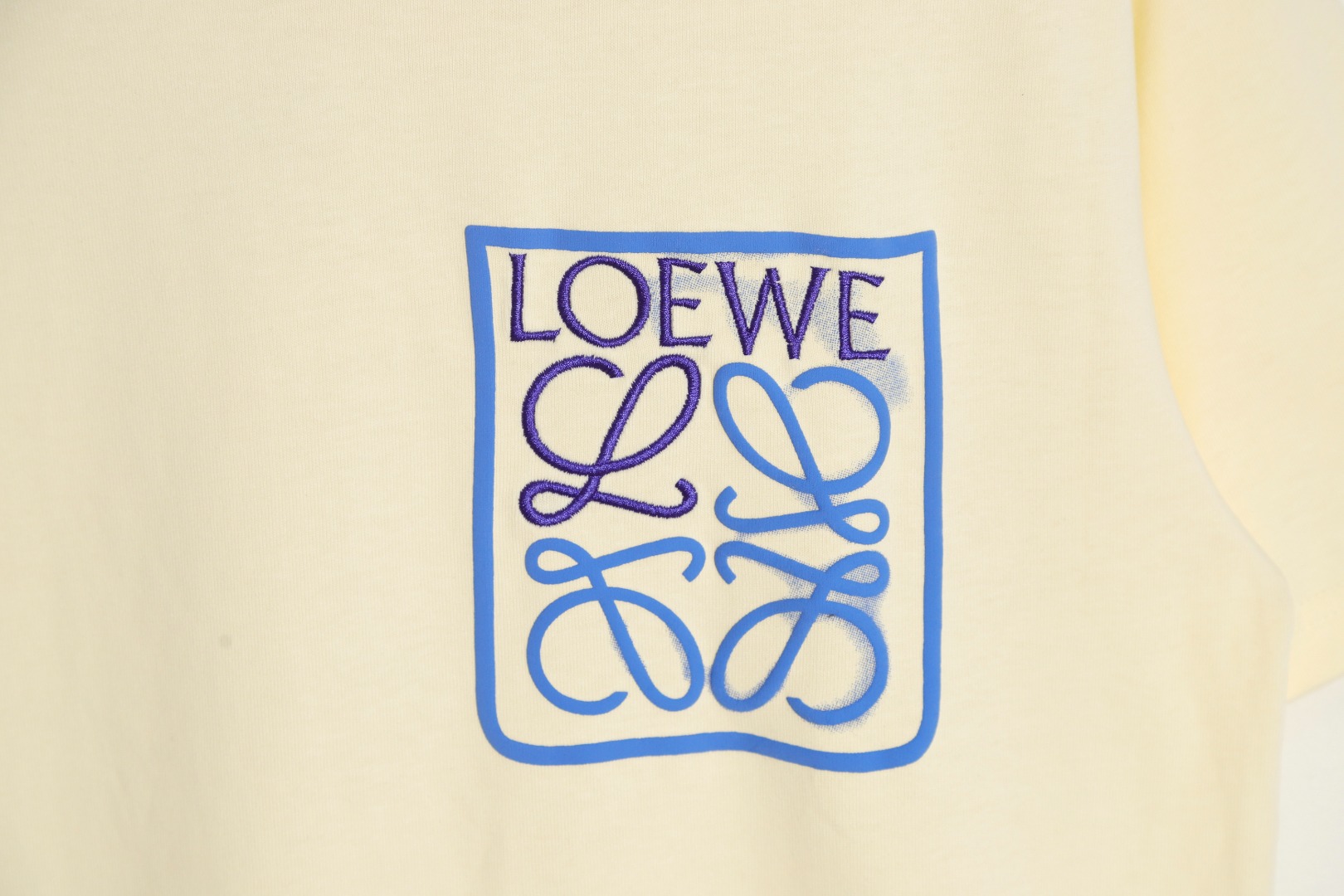 170 Loewe 罗意威 发泡刺绣假口袋短袖T恤