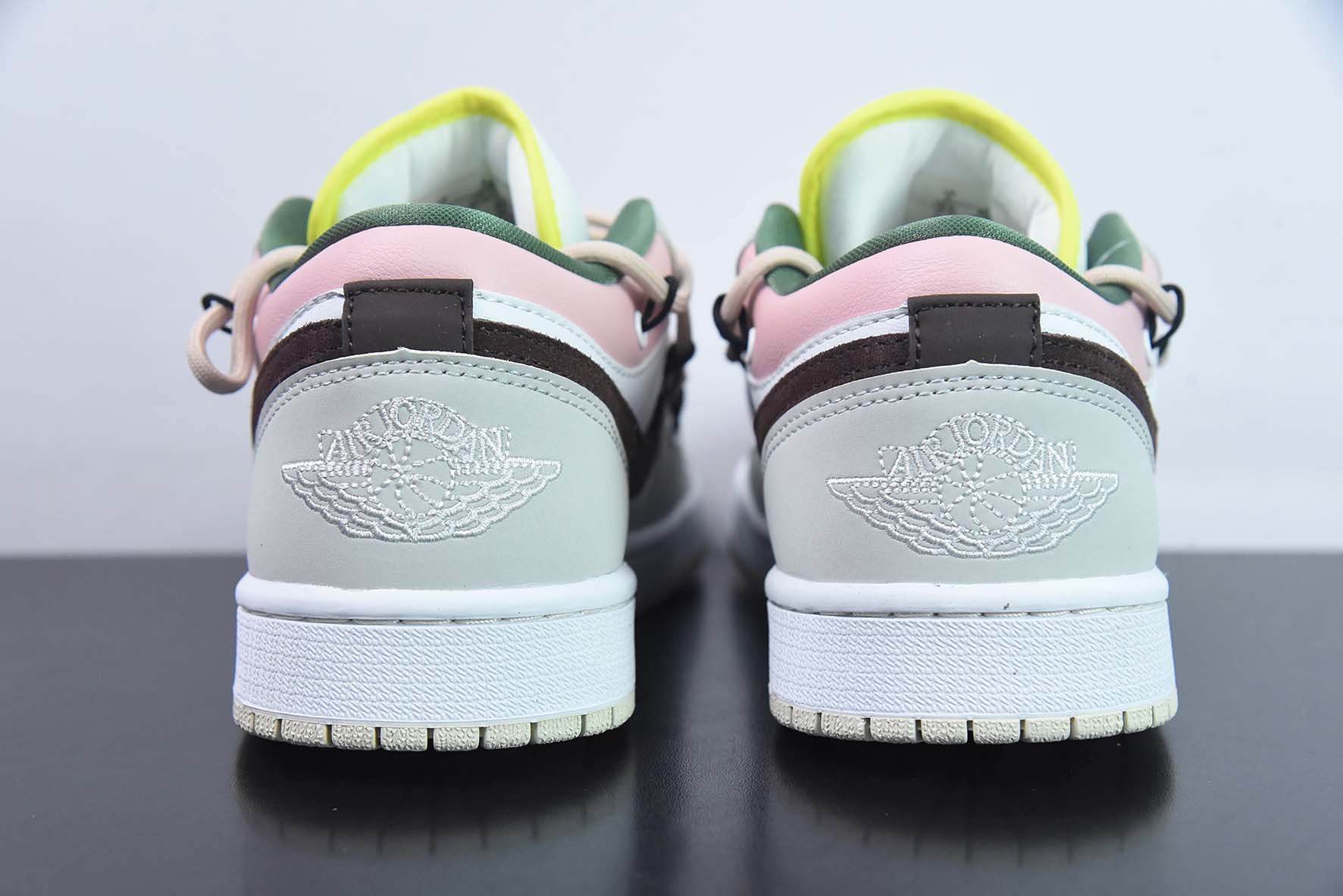 Air Jordan 1 Low 解构抽绳低帮 乔1低帮文化篮球鞋 货号:FD9906 131