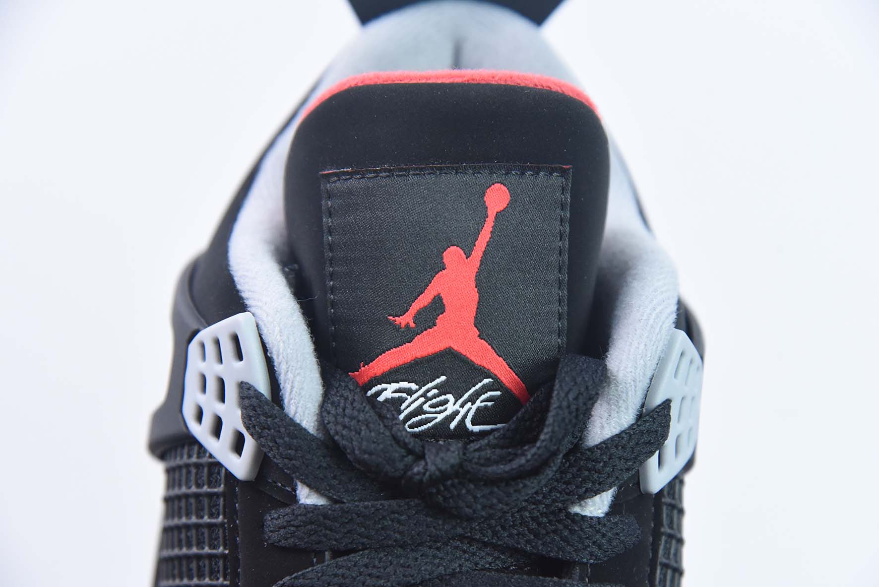 Air Jordan 4 Bred AJ4 黑红公牛 19年复刻运动鞋 货号：308497-060