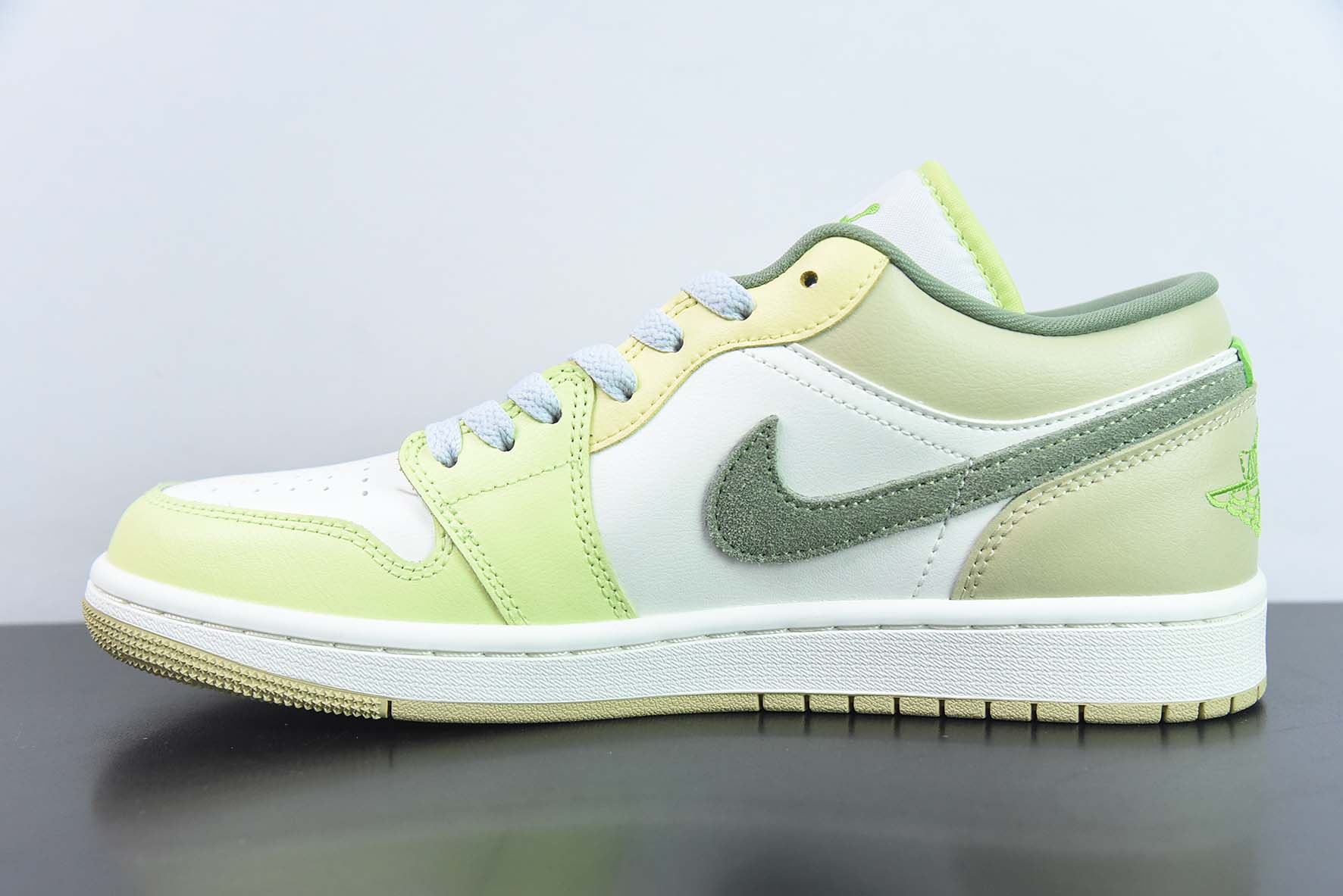 Air Jordan 1 Low 绿白色 乔1低帮文化篮球鞋 货号:FD9906-131