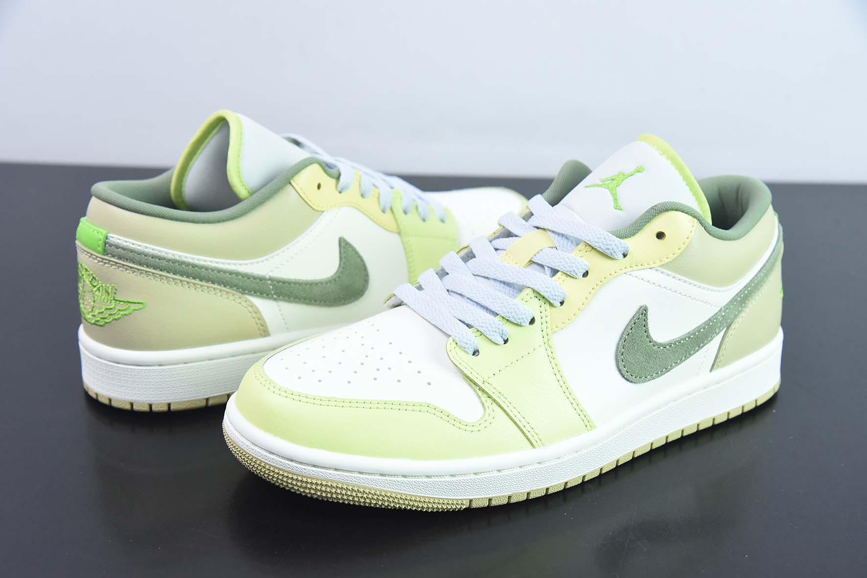 Air Jordan 1 Low 绿白色 乔1低帮文化篮球鞋 货号:FD9906-131