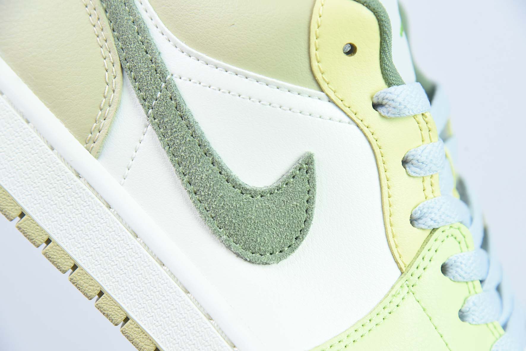 Air Jordan 1 Low 绿白色 乔1低帮文化篮球鞋 货号:FD9906-131