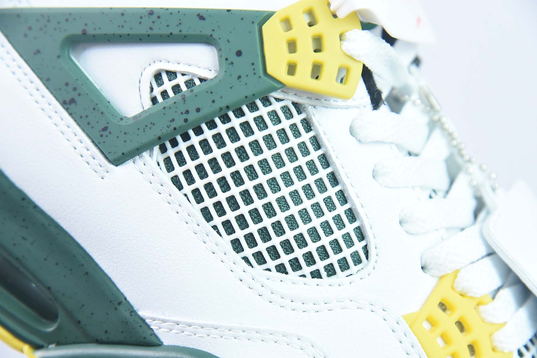 Air Jordan 4 Retro "Oregon Ducks Pit Crew" 俄勒冈大学低帮运动鞋 货号:257-255275