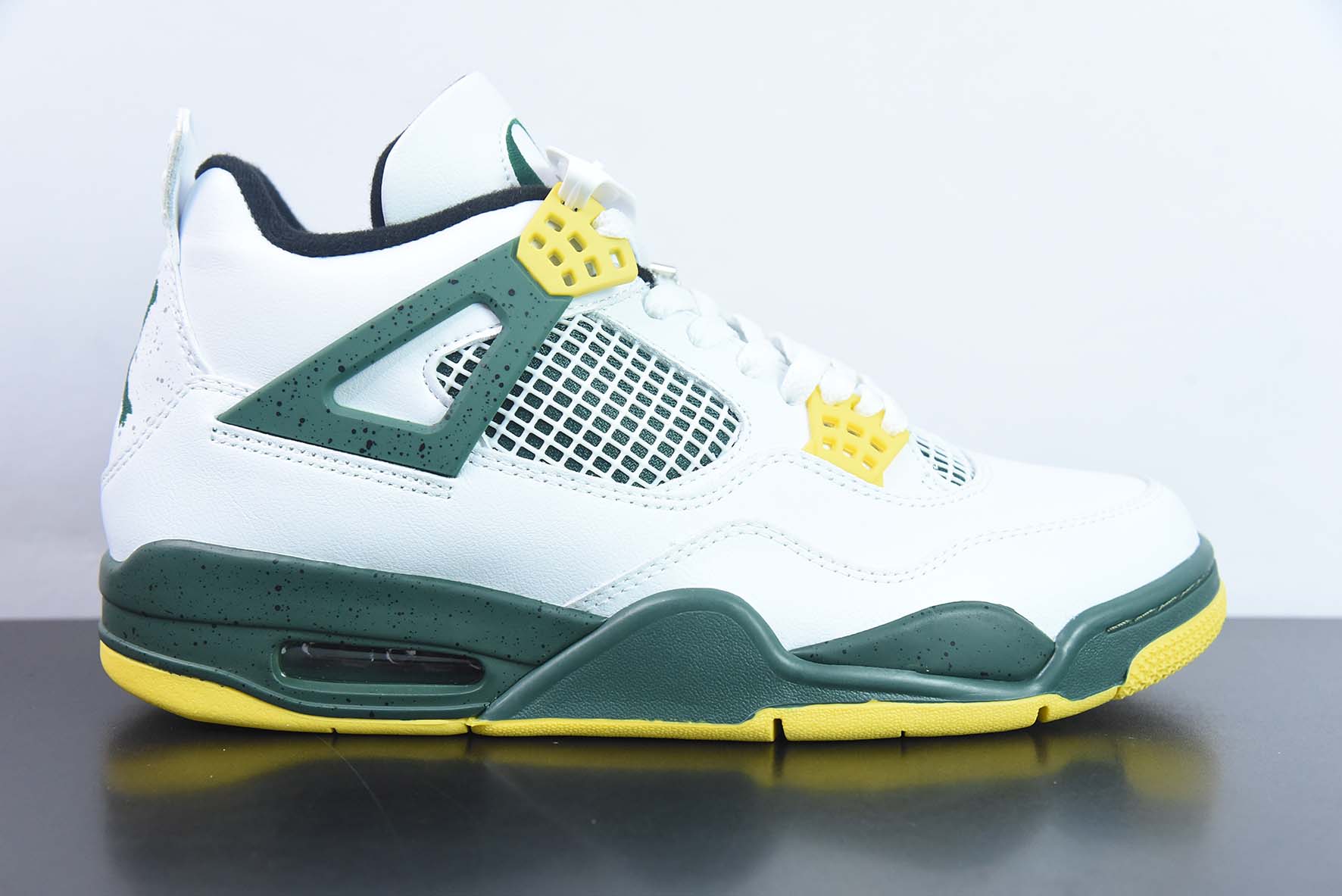 Air Jordan 4 Retro "Oregon Ducks Pit Crew" 俄勒冈大学低帮运动鞋 货号:257-255275