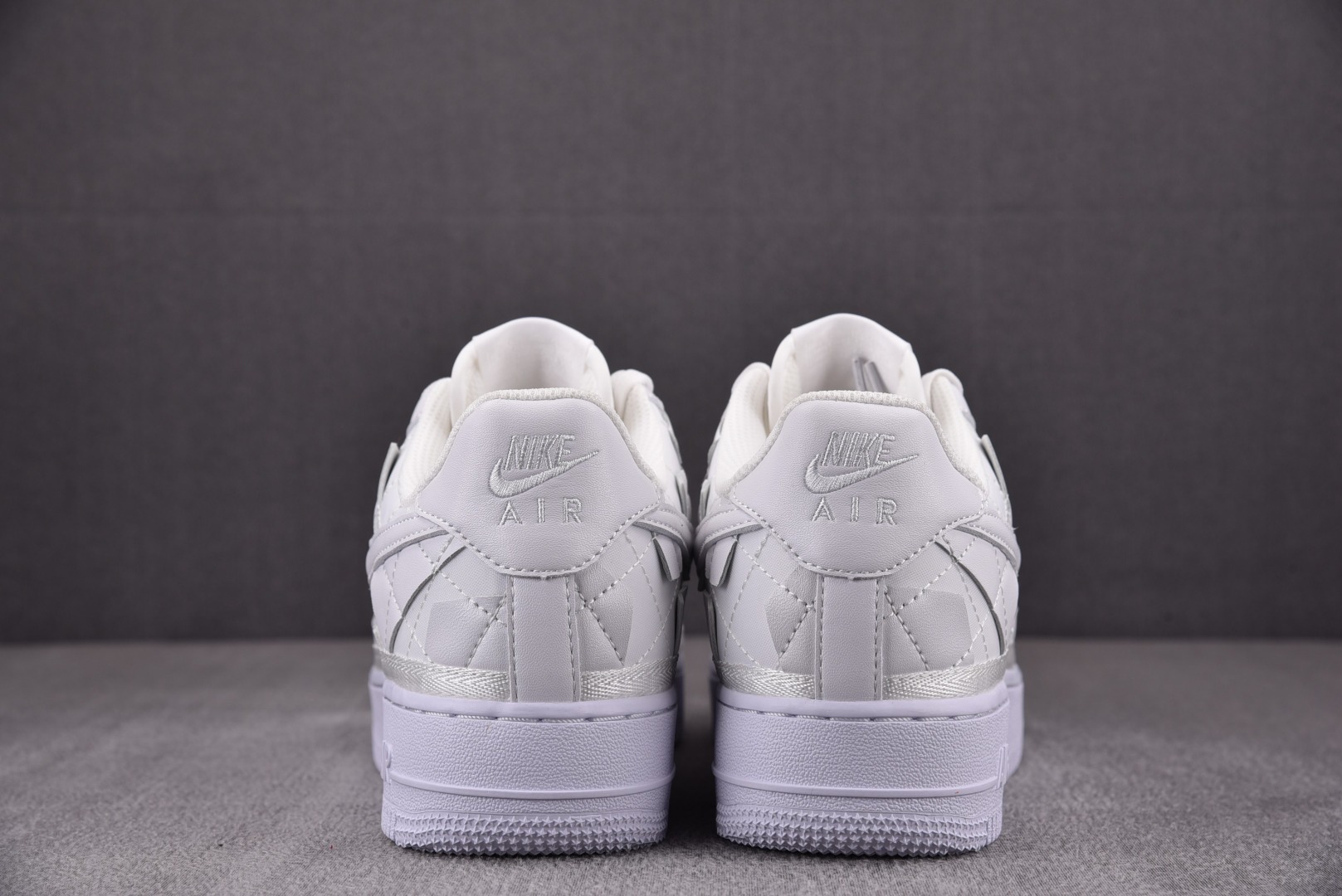 AF1碧梨白色尺码40-46总裁R版