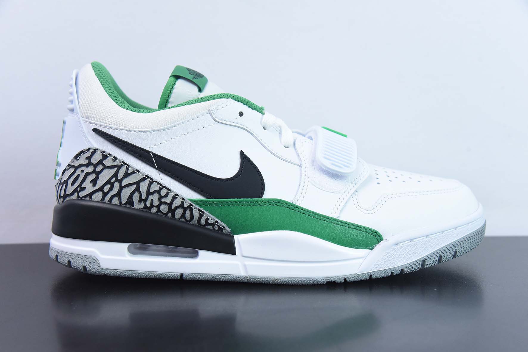 KBJ21477046 Nike Air Jordan Legacy 312 Low Jordan strongest three-in-one hybrid version style number: FN3406 …