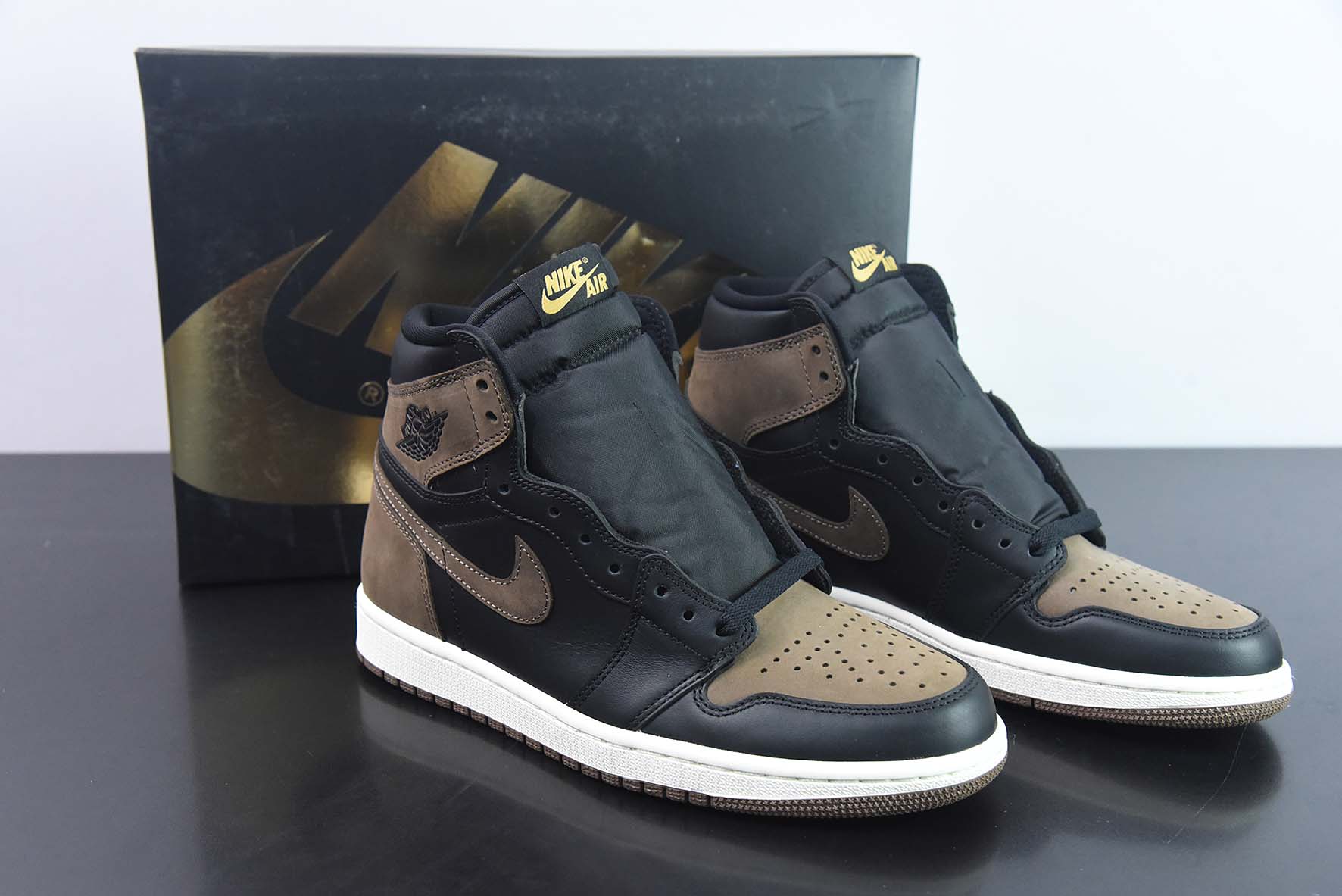 Air Jordan 1 High  " Palomino" AJ1乔1高帮文化篮球鞋 棕黑摩卡脚趾货号：DZ5485-020