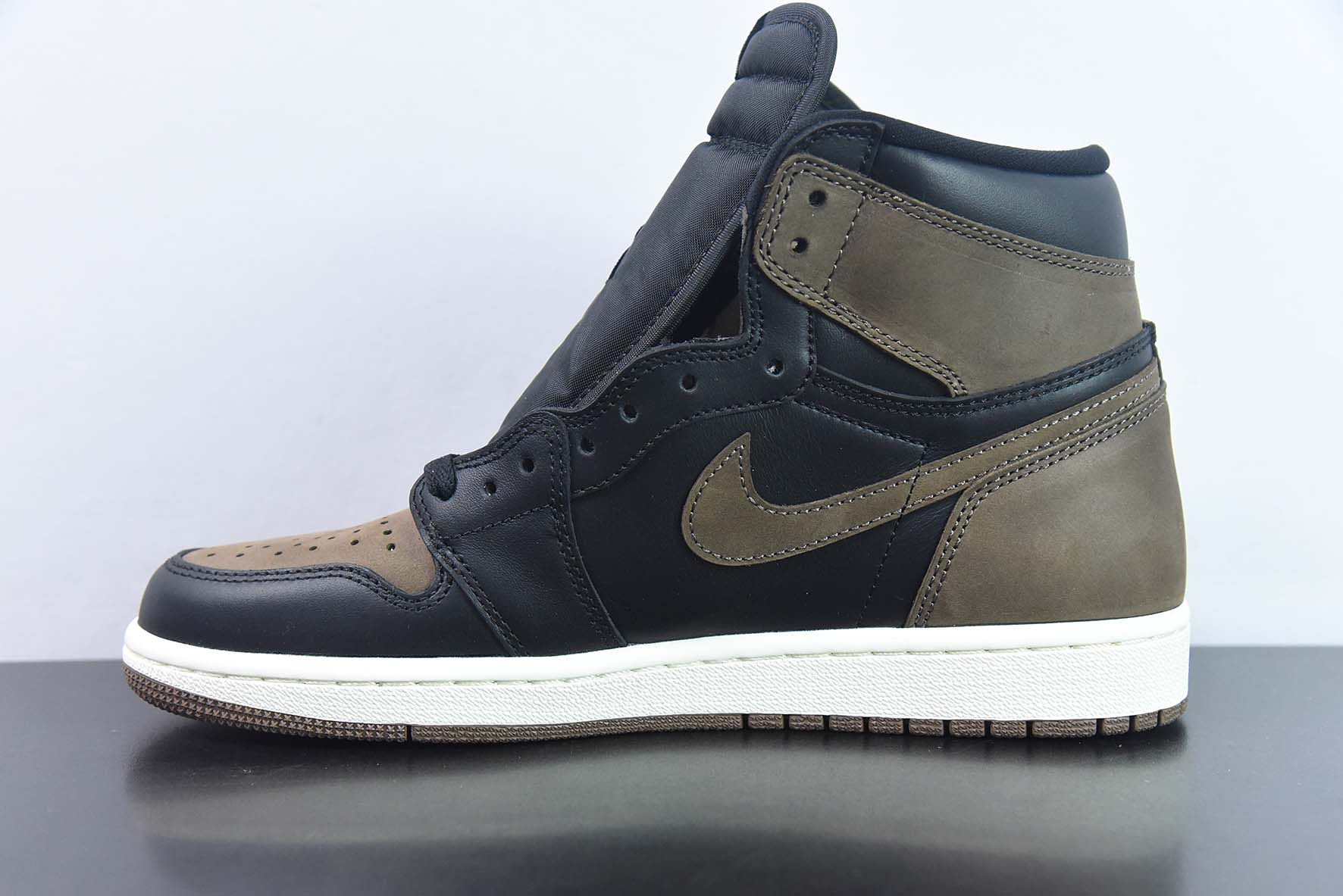 Air Jordan 1 High  " Palomino" AJ1乔1高帮文化篮球鞋 棕黑摩卡脚趾货号：DZ5485-020