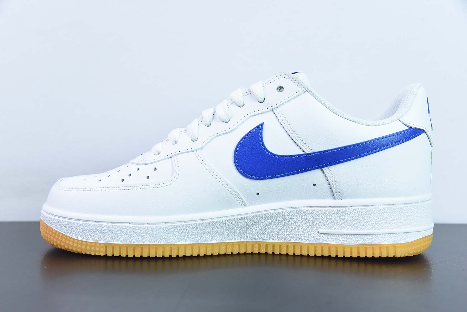 Air Force 1 '07 Low 空军一号 白蓝生胶 货号：DJ3911-101