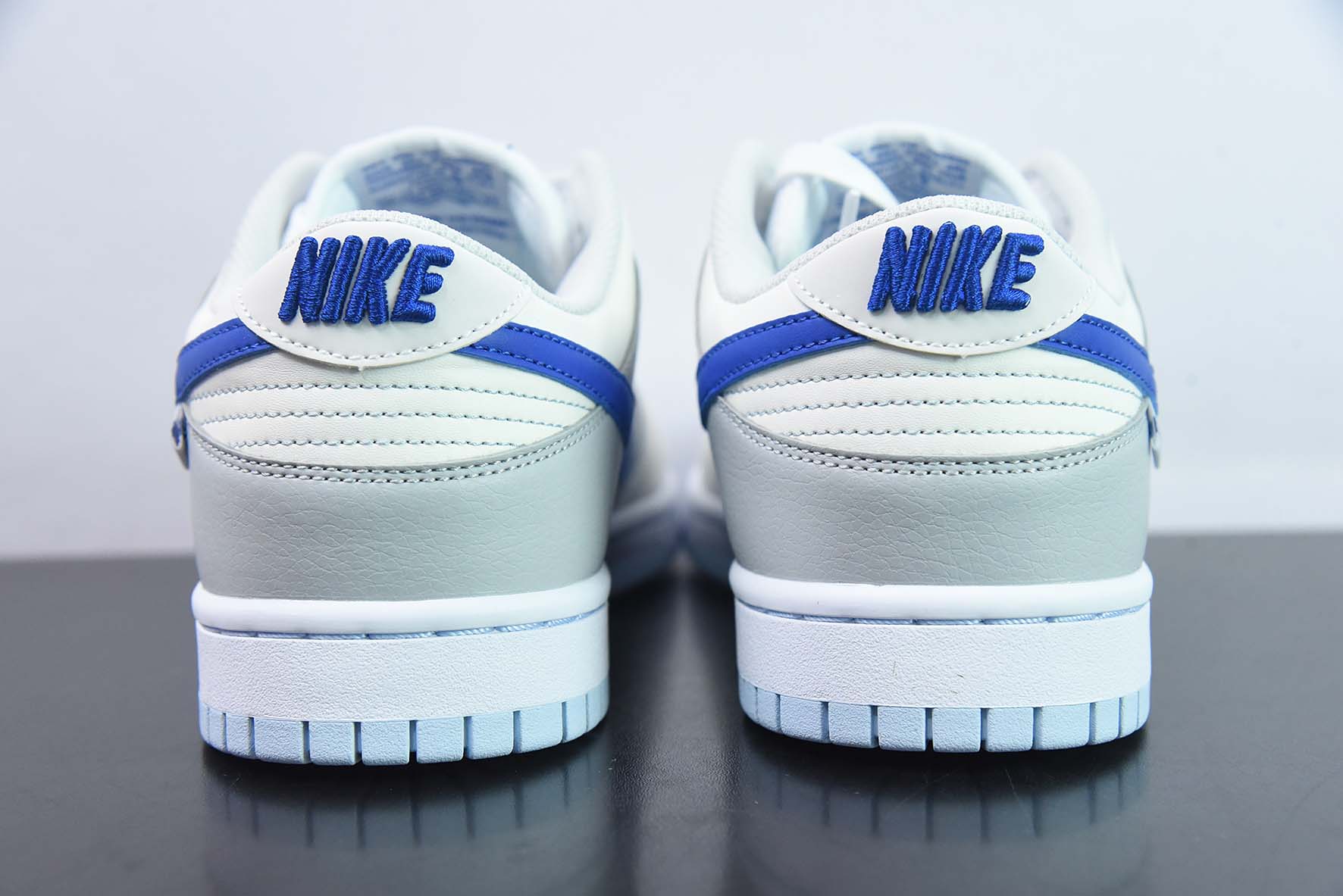 Nike Dunk Low “Ivory Hyper Royal” 海盐蓝低帮运动鞋 货号:FB1843-141