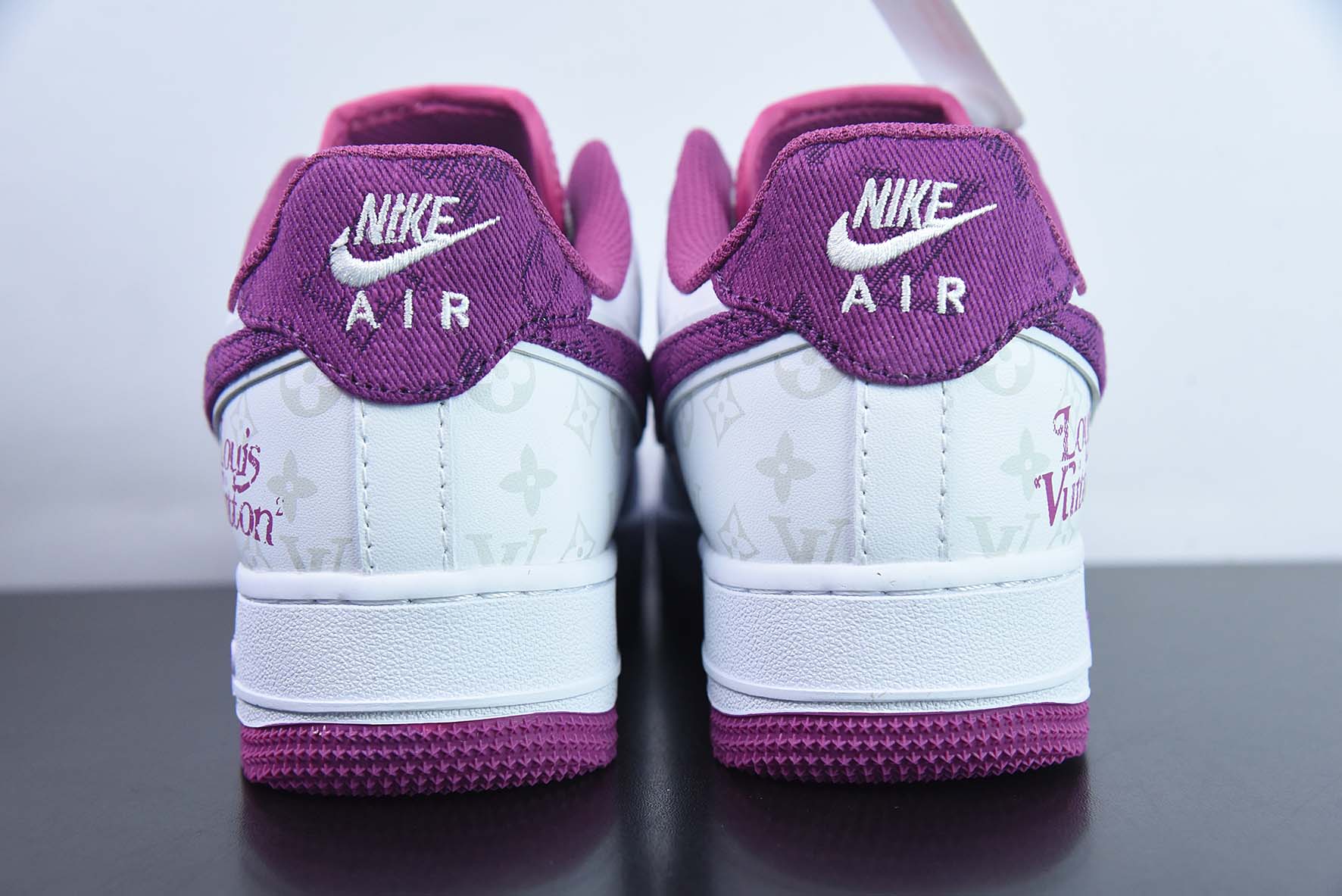 Nike Air Force 1 07 空军一号“皮革白紫牛仔LV老花”低帮运动鞋 货号:CV0670-500