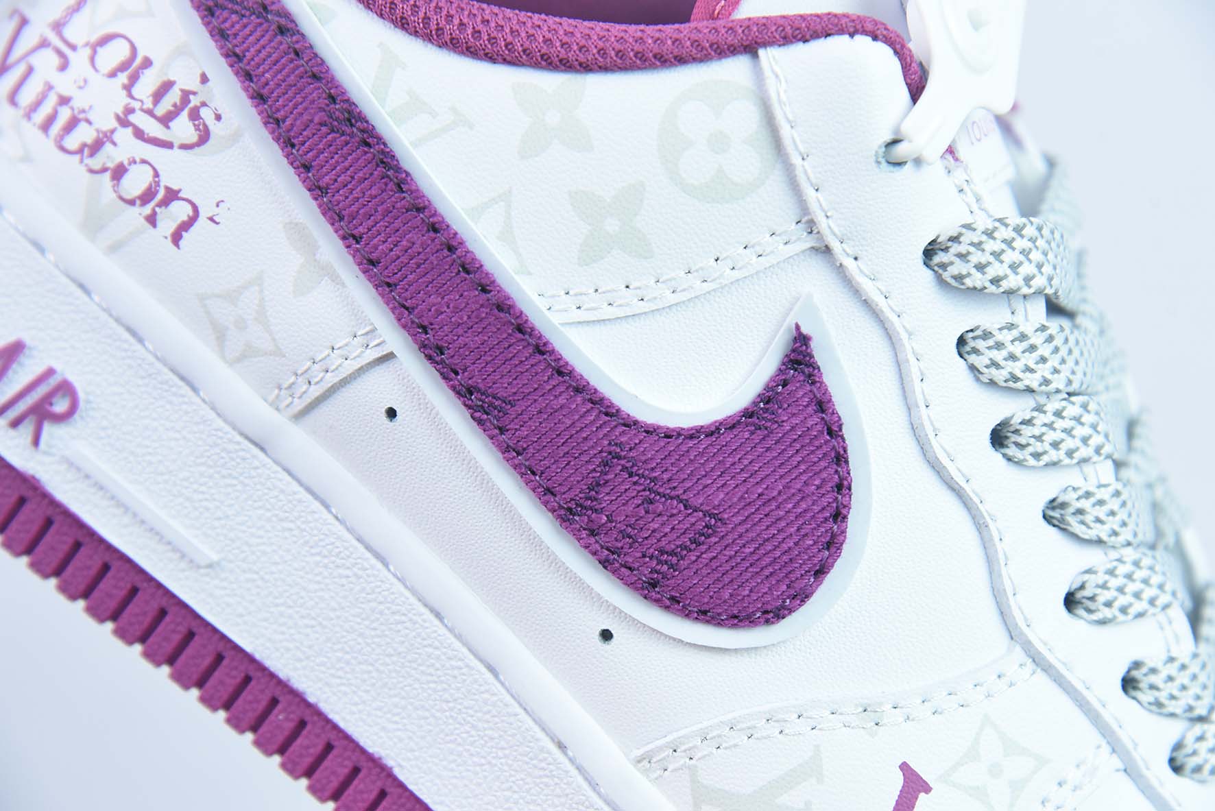 Nike Air Force 1 07 空军一号“皮革白紫牛仔LV老花”低帮运动鞋 货号:CV0670-500