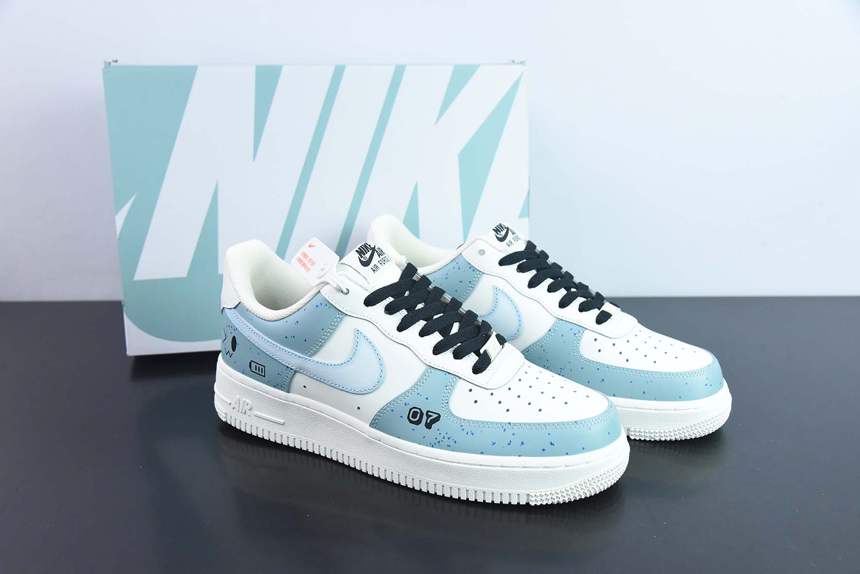 Air Force 1 Low 英雄联盟 鲁班7号 空军一号运动鞋 货号：CW2568 033