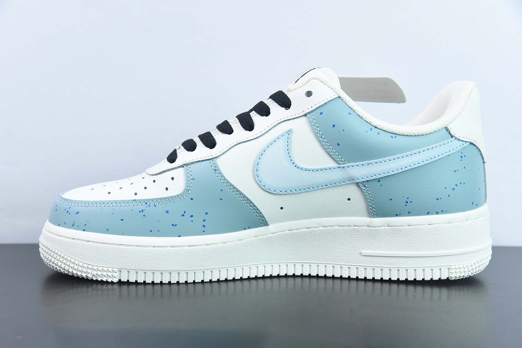 Air Force 1 Low 英雄联盟 鲁班7号 空军一号运动鞋 货号：CW2568 033