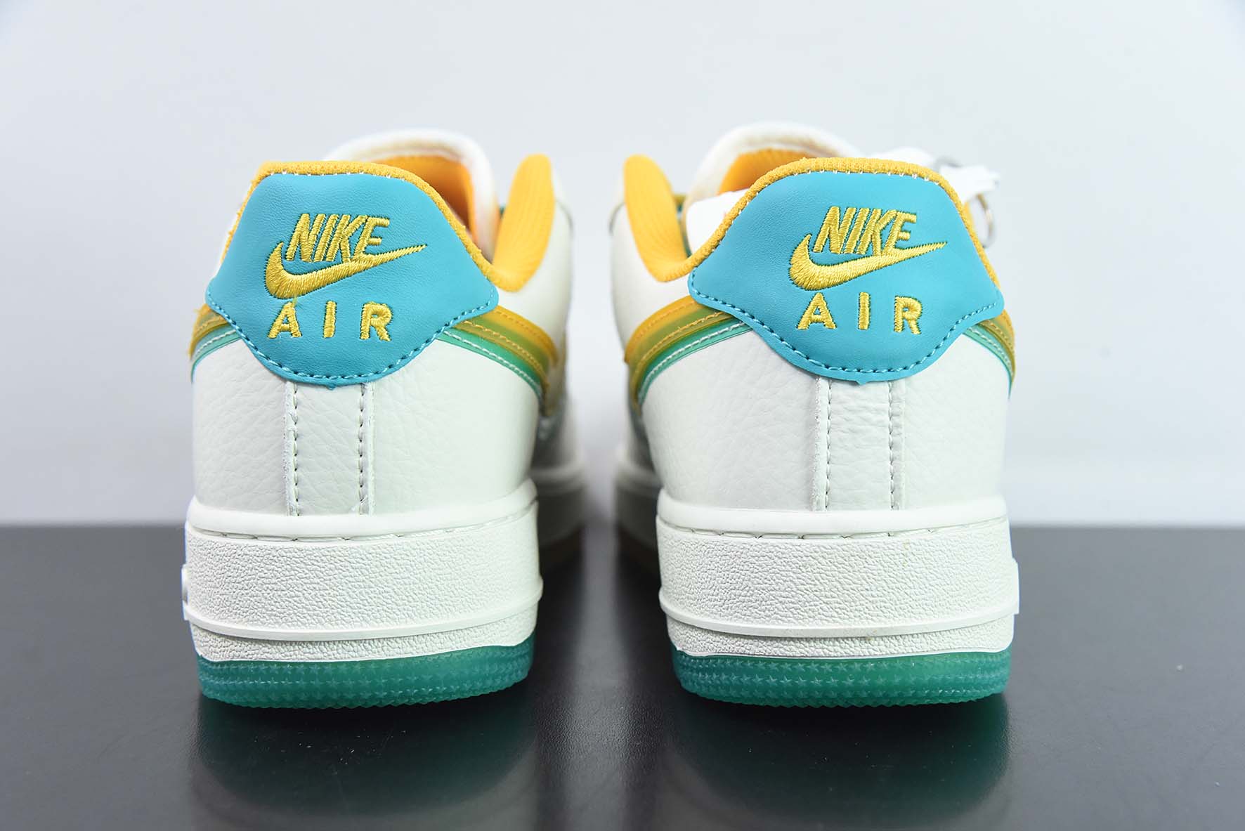 NK Air Force 1 空军一号低帮运动鞋 编码:AEI1F