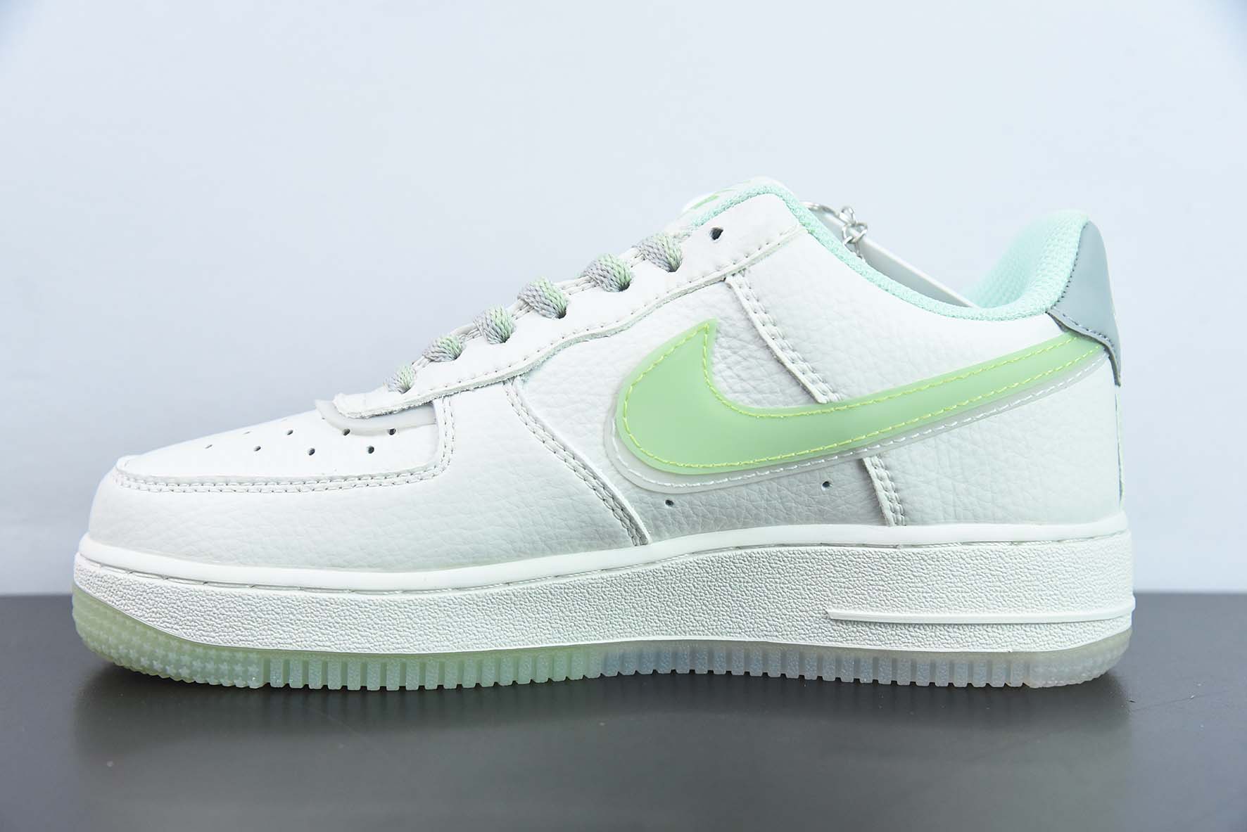 NK Air Force 1 空军一号 低帮运动鞋