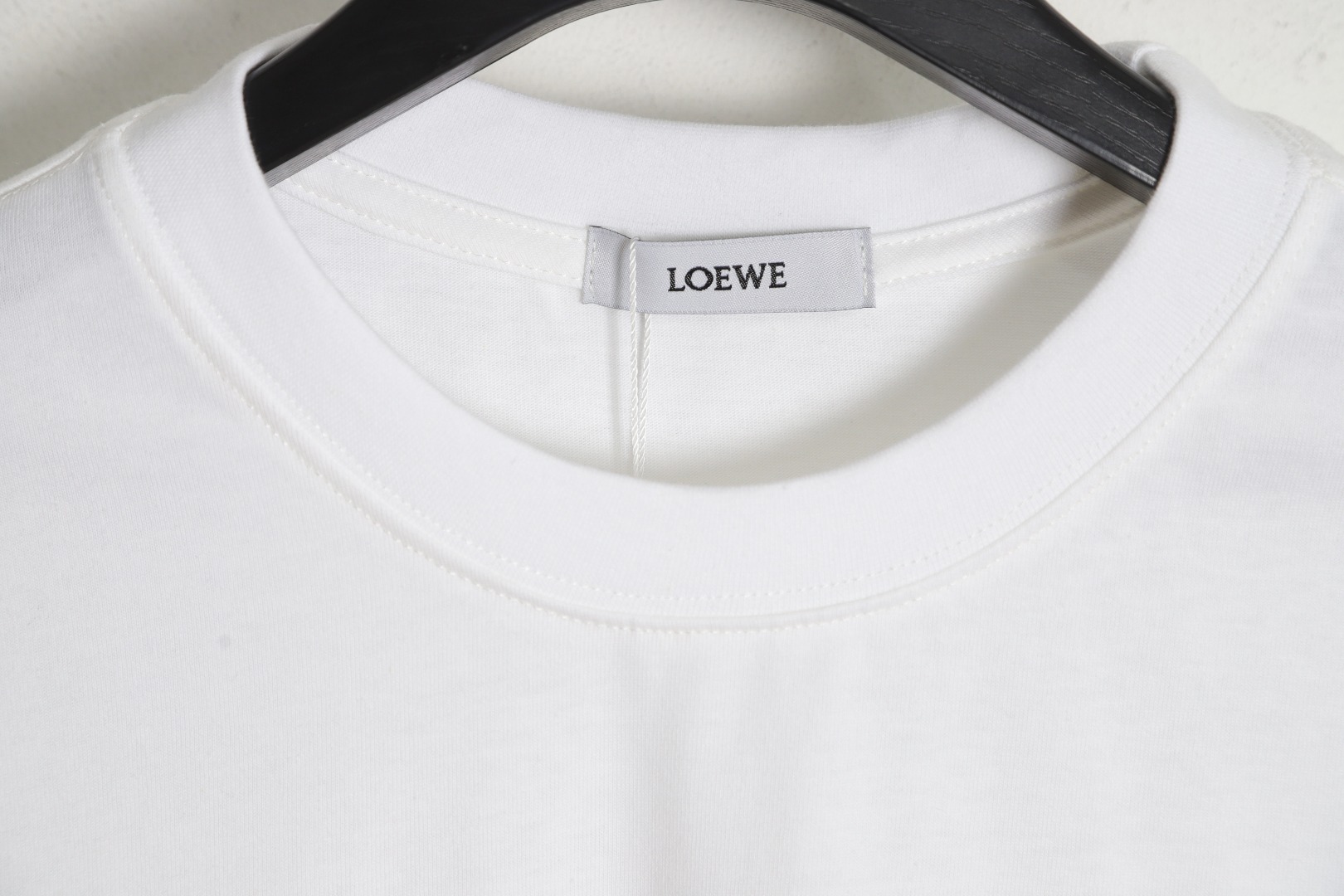 170 LOEWE 罗意威 立体小浮雕压花logo休闲短袖T恤