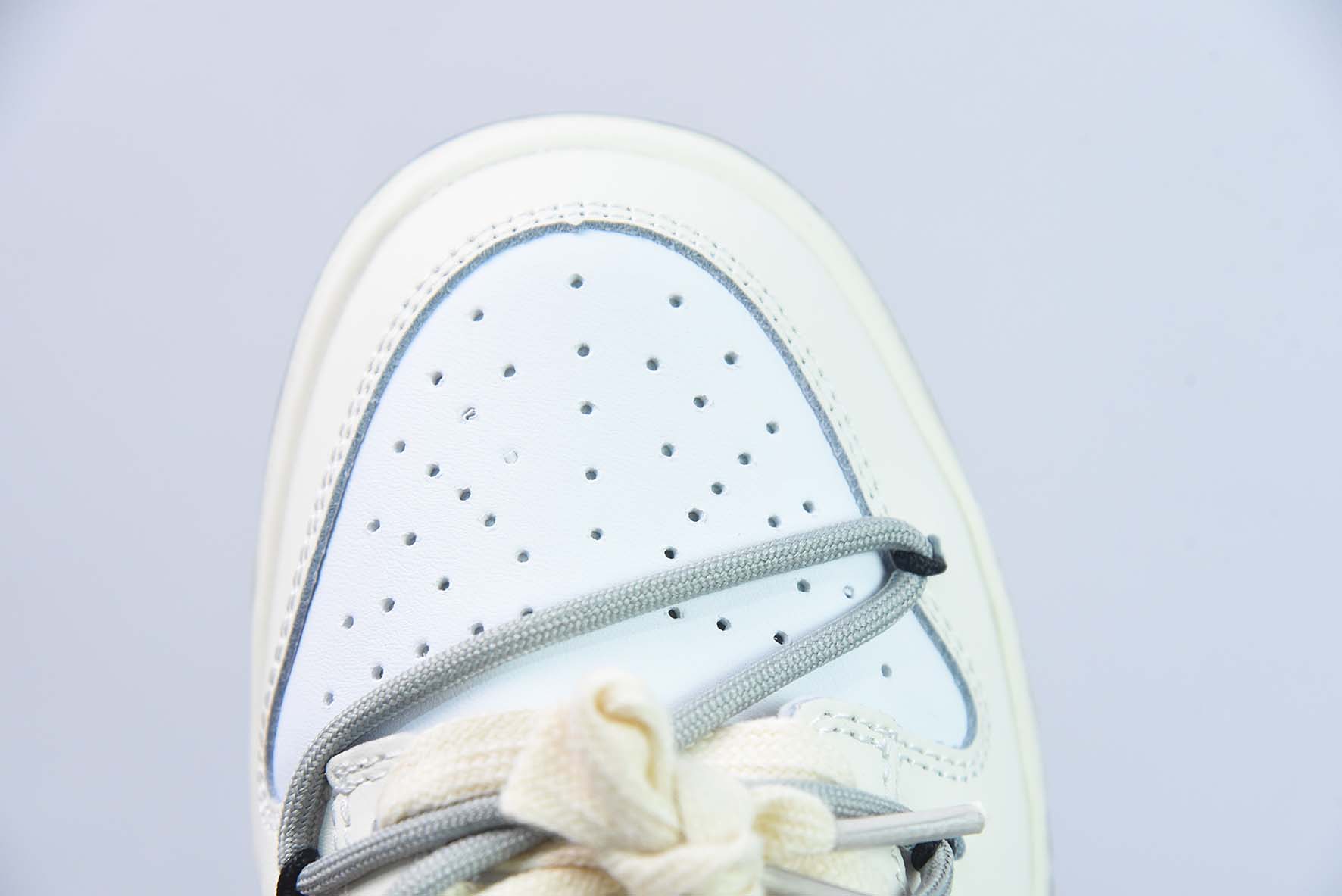 Nike SB Dunk Low “Habibi” 杏仁白 定制绑带 扣篮系列复古低帮休闲运动滑板板鞋货号:DD1503117