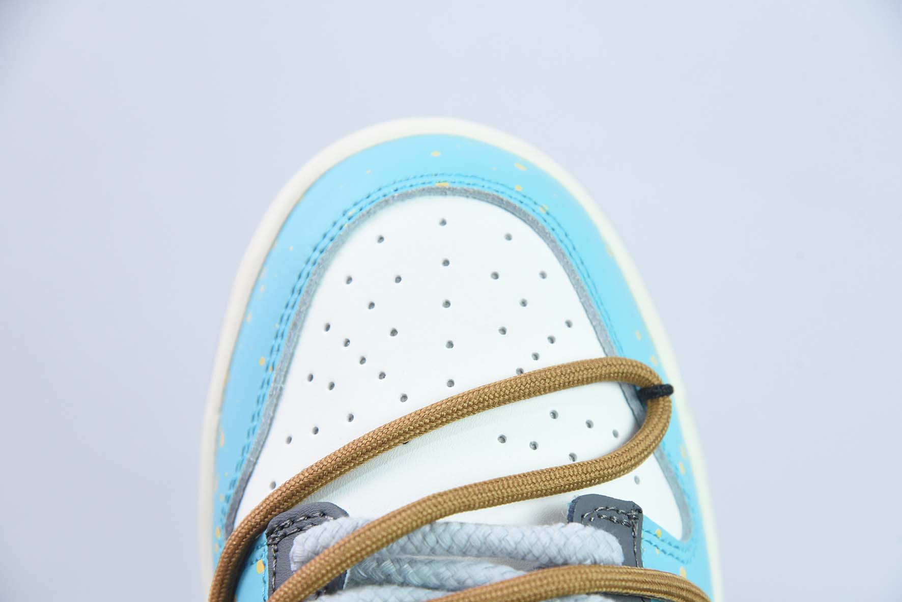 Nike SB Dunk Low  定制绑带 扣篮系列复古低帮休闲运动滑板板鞋货号：DD1503-105