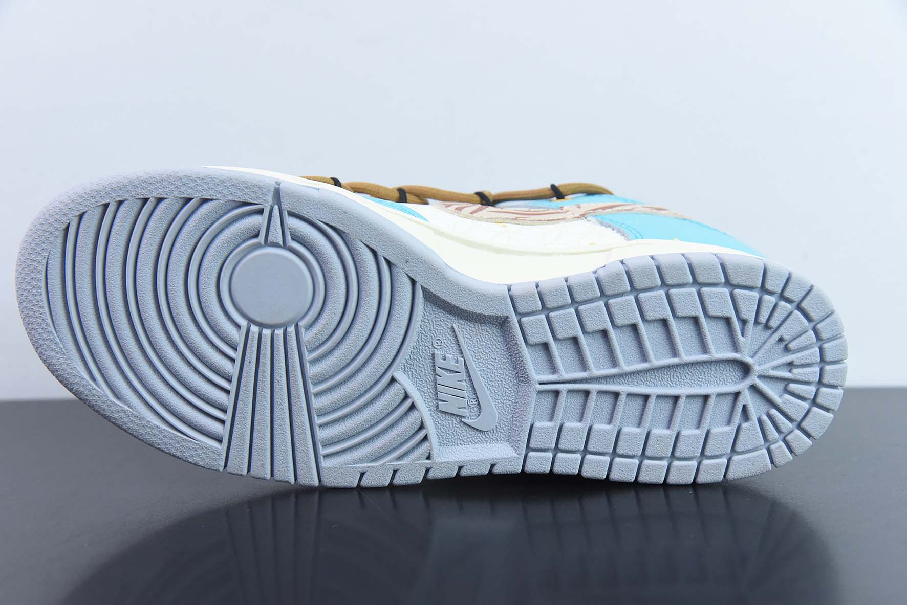 Nike SB Dunk Low  定制绑带 扣篮系列复古低帮休闲运动滑板板鞋货号：DD1503-105