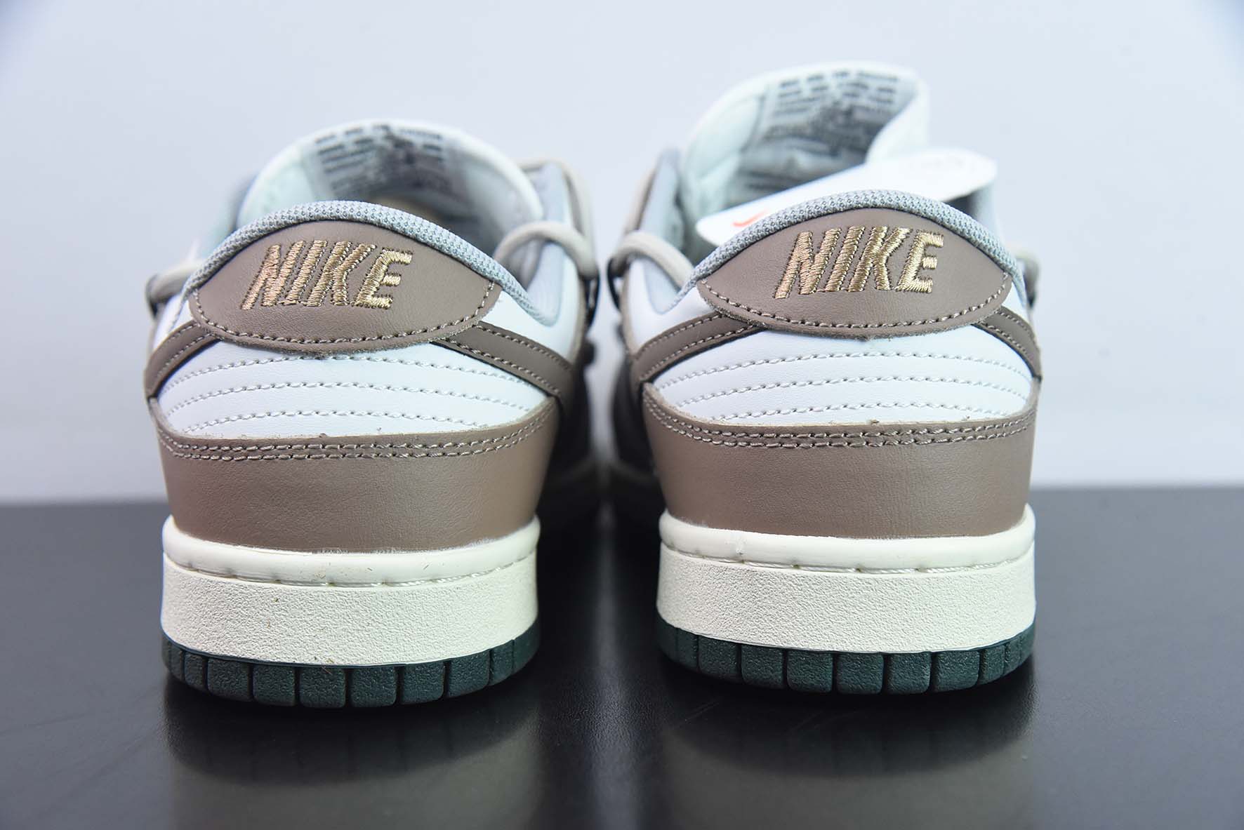 Nike SB Dunk Low  定制绑带 扣篮系列复古低帮休闲运动滑板板鞋货号：CW1590-021