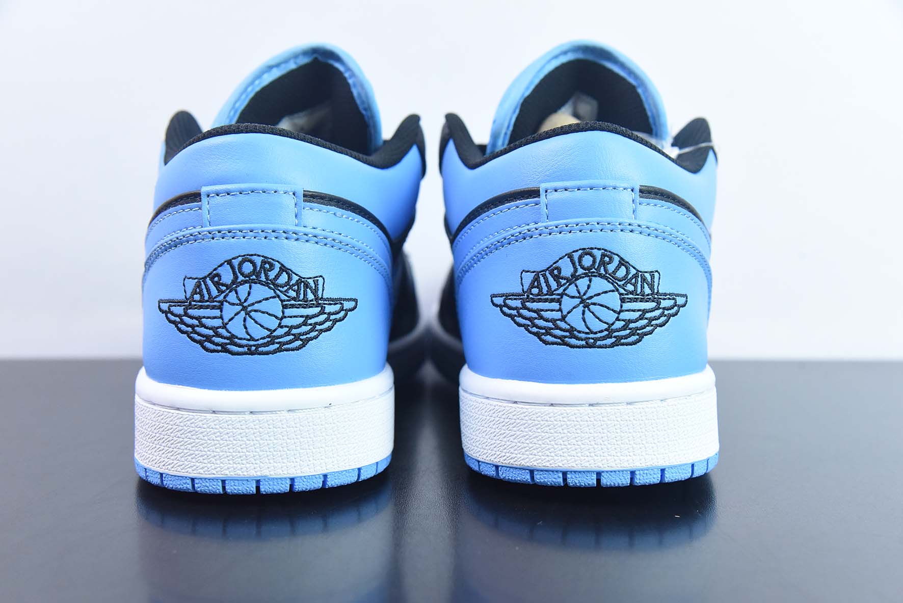 Air Jordan 1 Low 黑篮脚趾 AJ1乔1低帮休闲板鞋 货号:553558 041