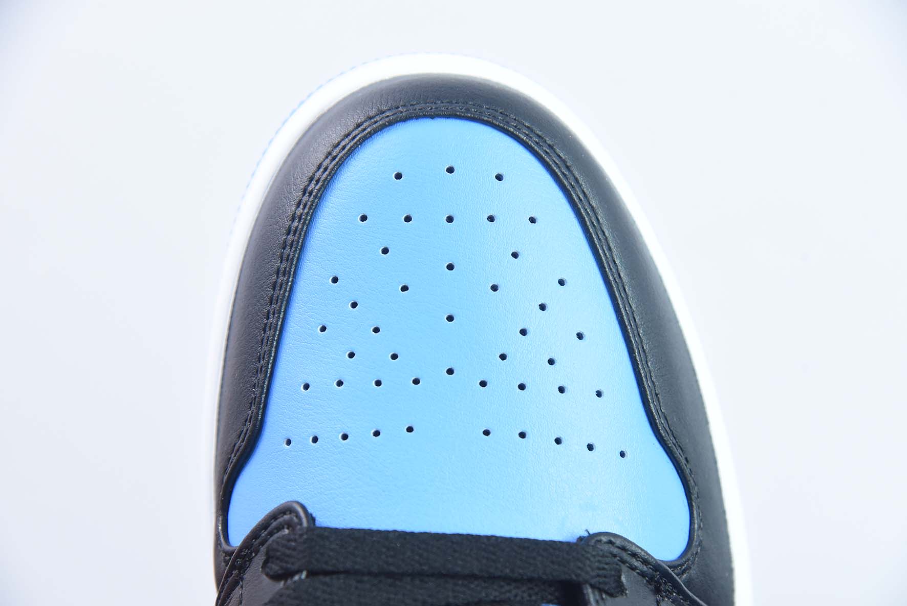 Air Jordan 1 Low 黑篮脚趾 AJ1乔1低帮休闲板鞋 货号:553558 041