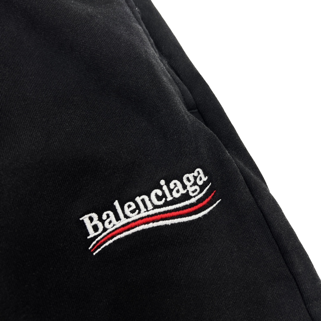 190 高版本BALENCIGA巴黎世家 水洗破洞做旧刺绣可乐短裤