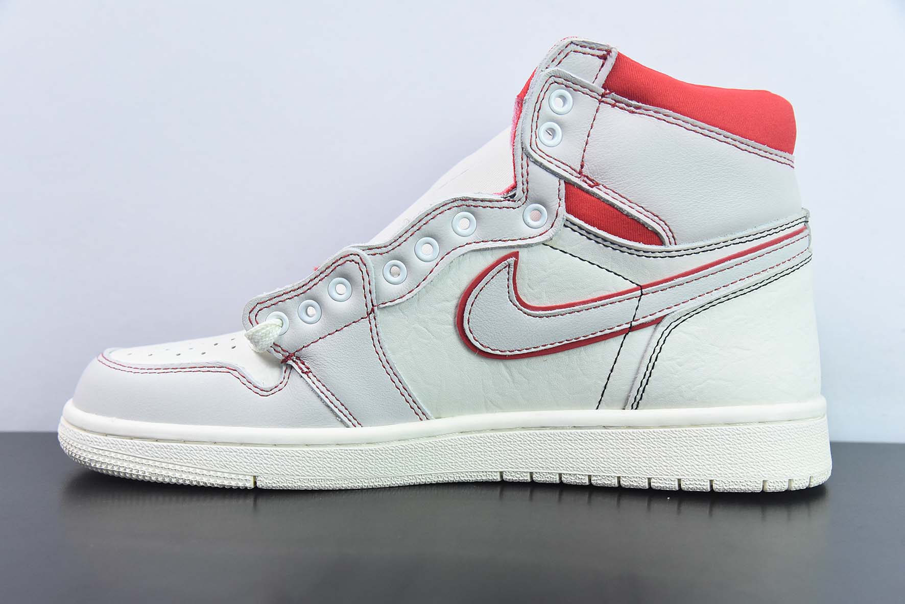 Air Jordan 1 Retro "Phantom"白红兔八哥高帮运动鞋 货号:555088-160